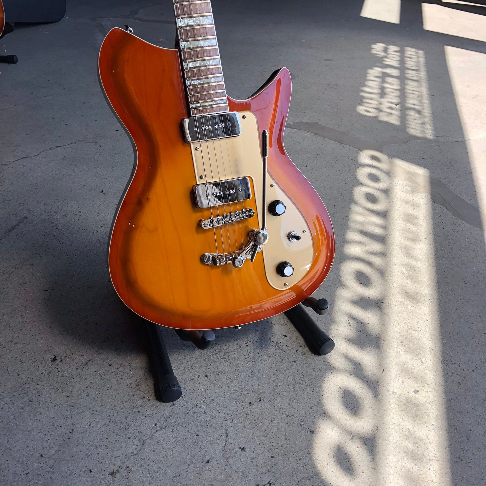 Rivolta Guitars Combinata XVII - Autunno Burst