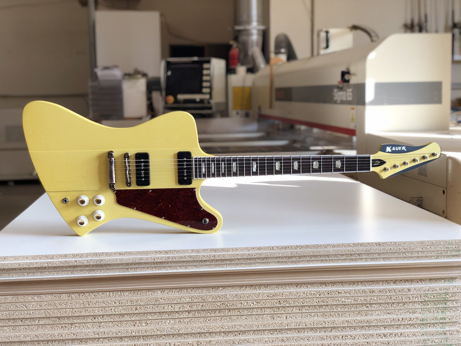Kauer Guitars Banshee Express - TV Yellow - #301