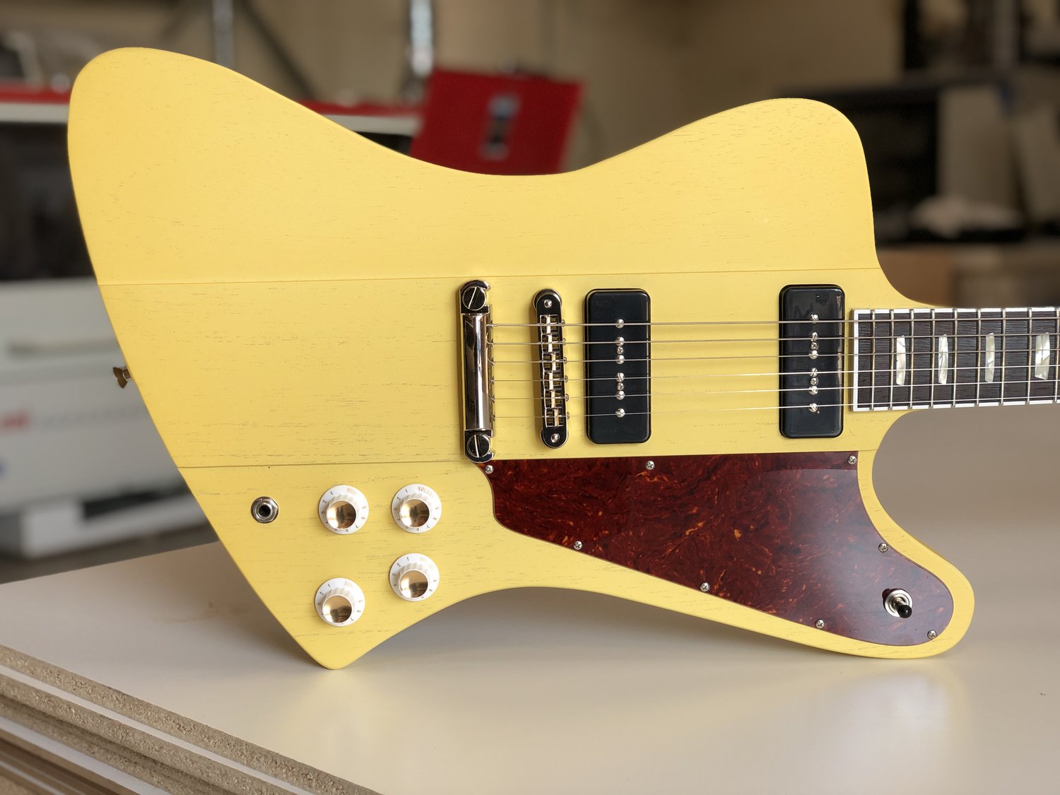 Kauer Guitars Banshee Express - TV Yellow - #301