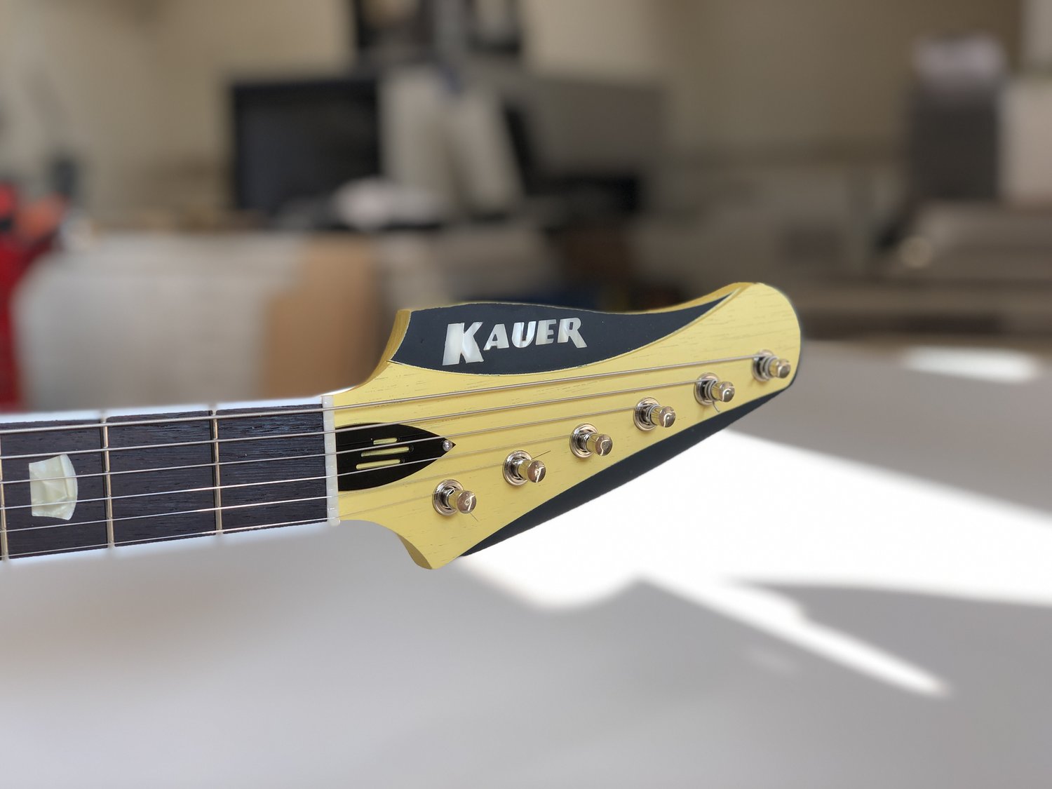 Kauer Guitars Banshee Express - TV Yellow - #301