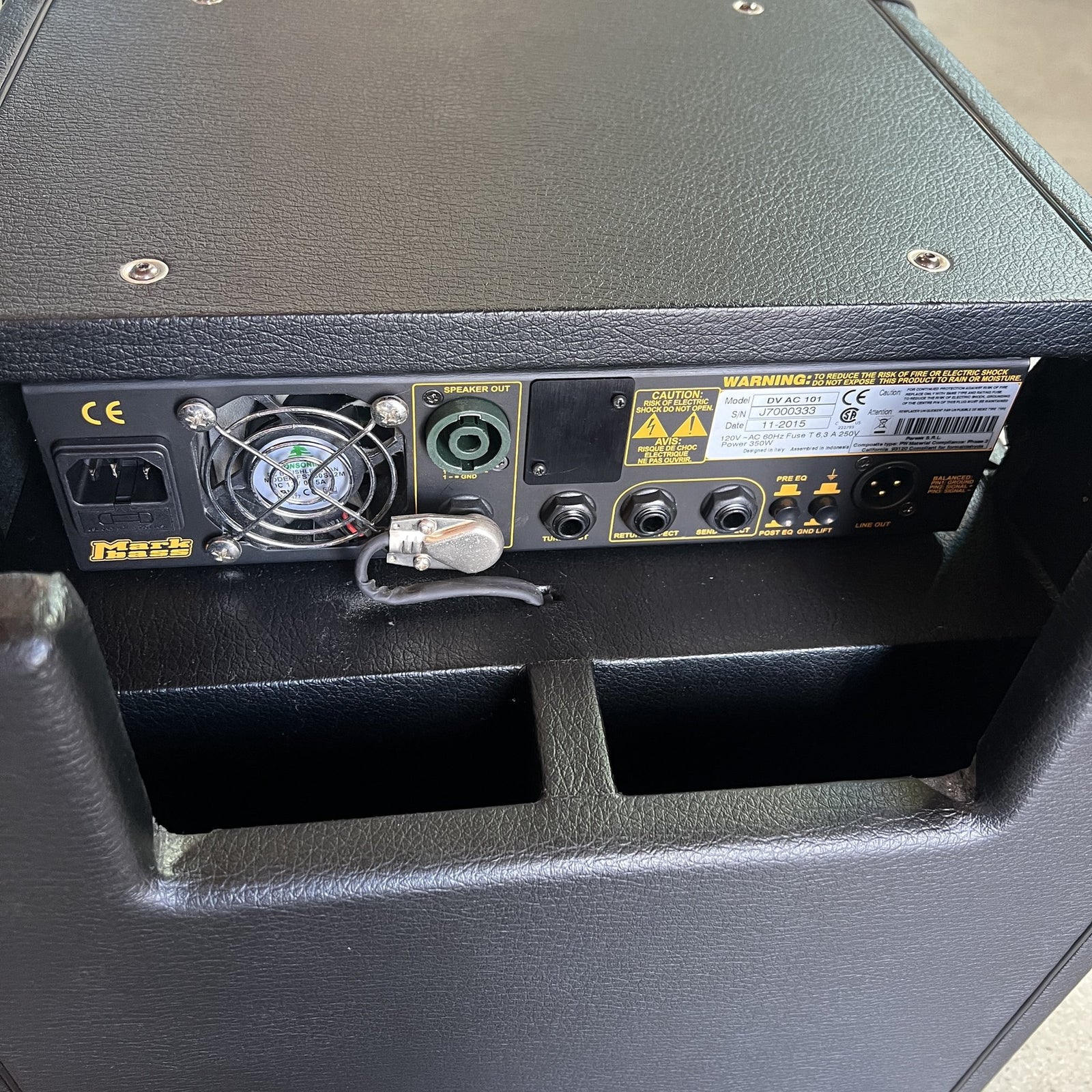 DV Mark AC 101 Acoustic Combo Amplifier (Black) - Excellent Condition