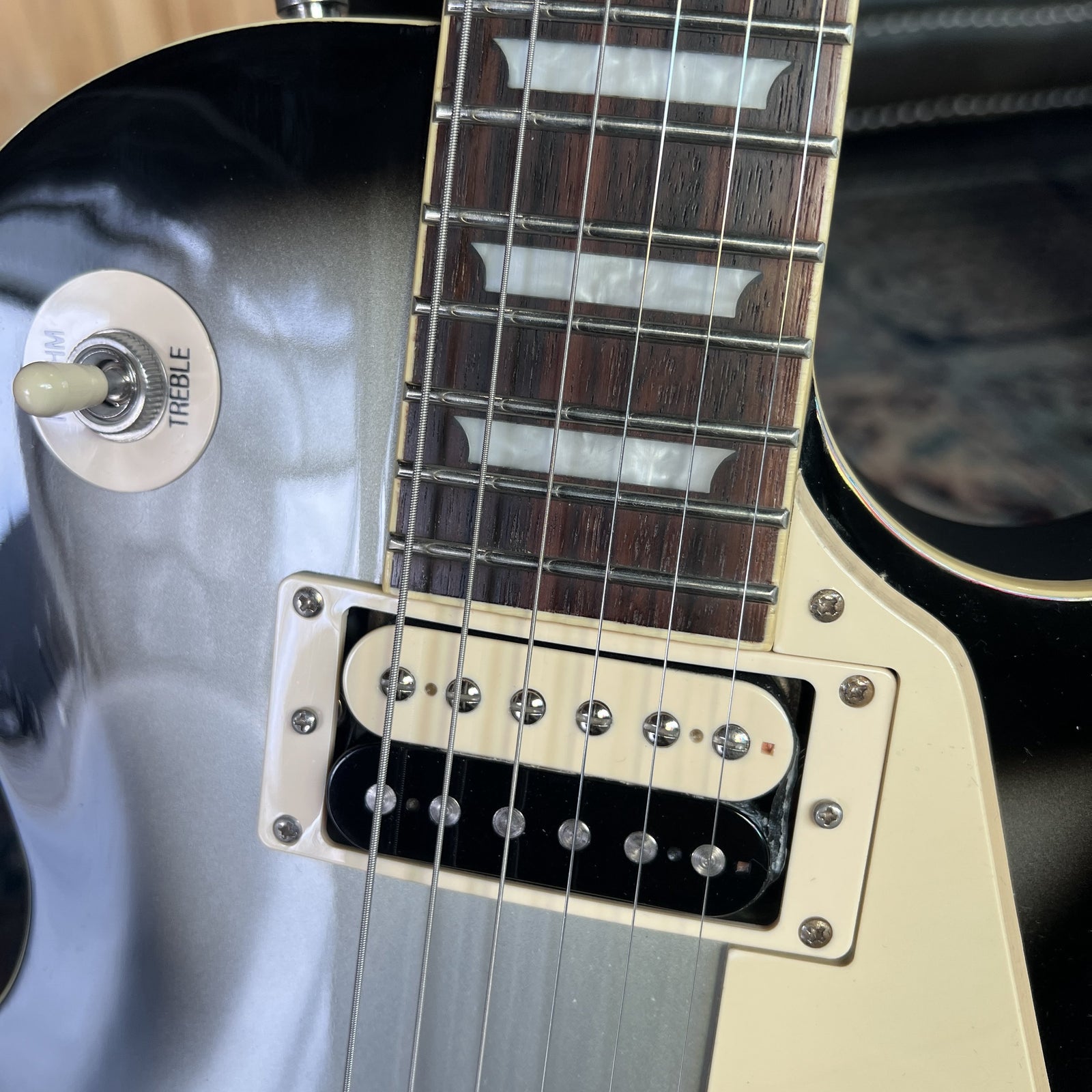 2014 Epiphone Les Paul Traditional Pro in Silverburst | Includes Hardshell Case