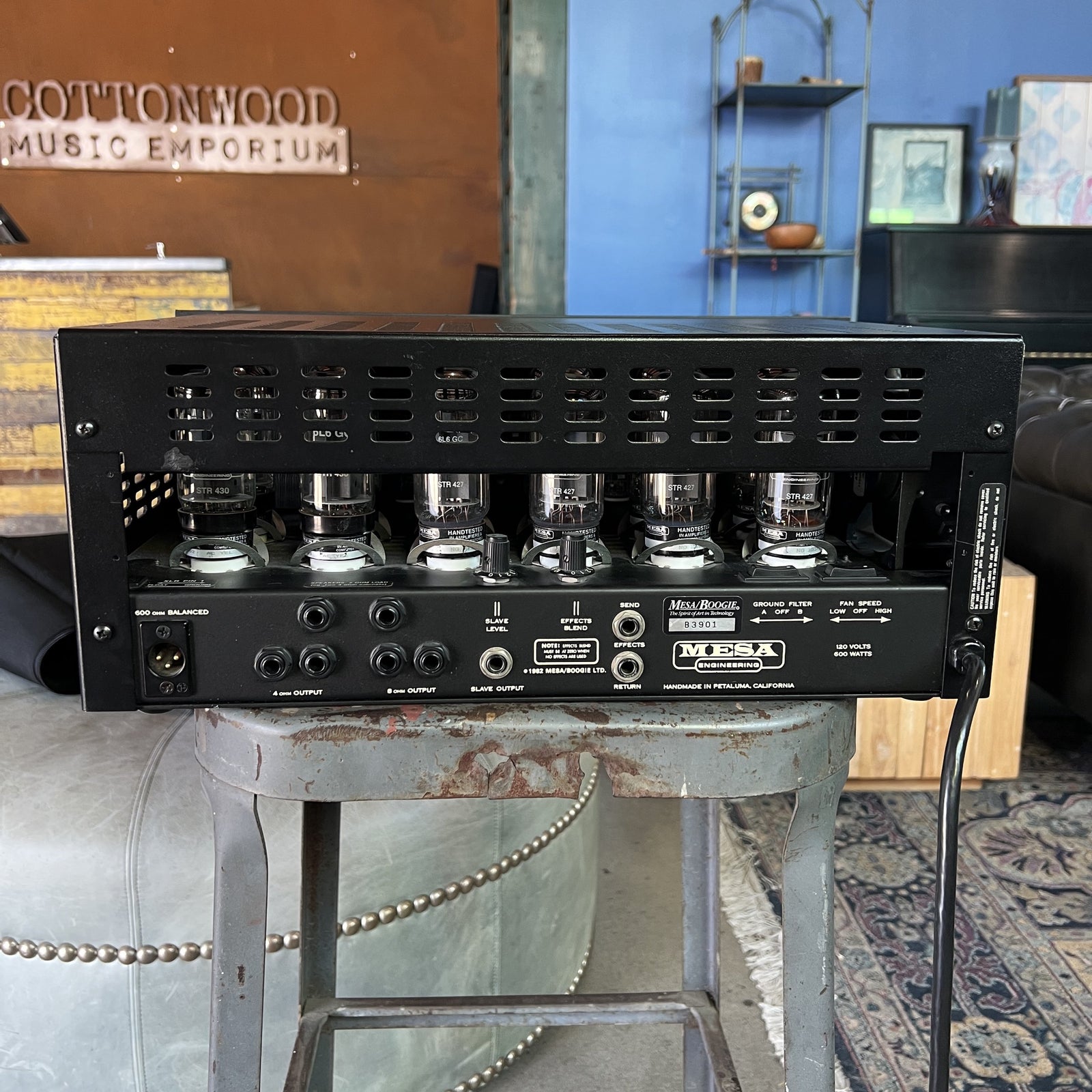 Mesa/Boogie Bass 400+ Rackmount Tube Bass Amplifier (Excellent Condition)