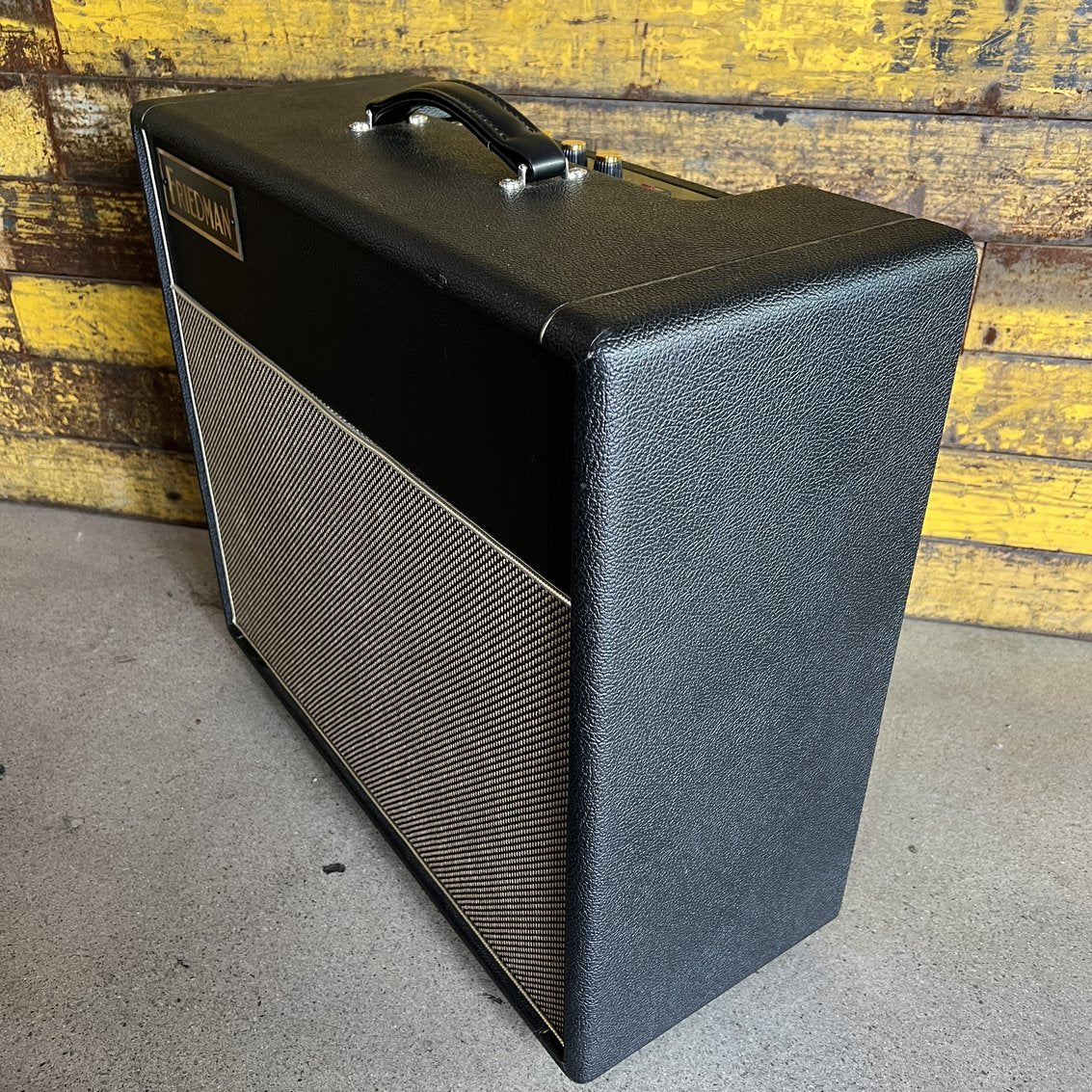 Friedman Amplification Pink Taco V2