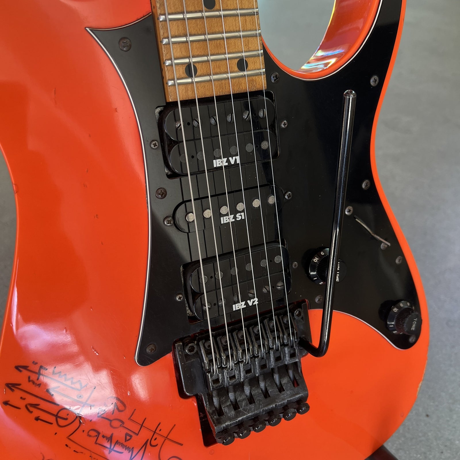 1987 Ibanez RG550 Prototype – Owned and Signed by Steve Vai (FujiGen, Japan)