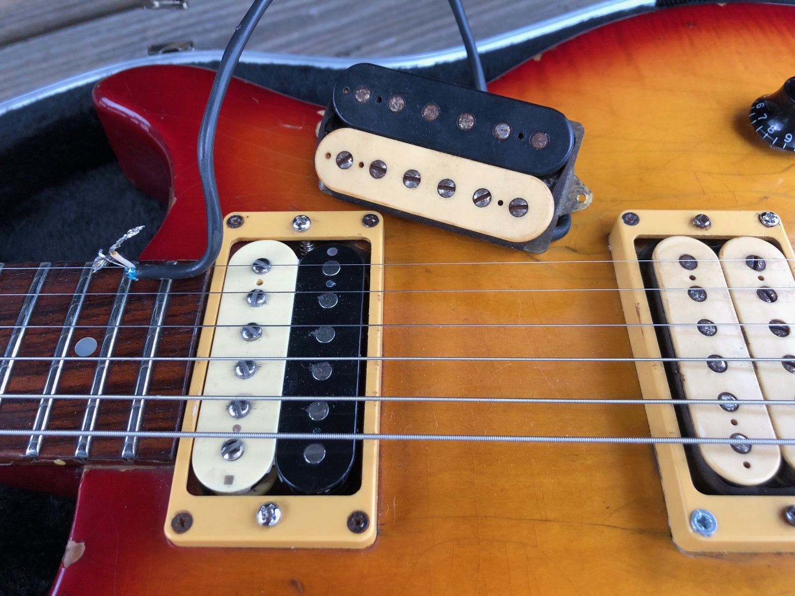 Vintage 1981 Hamer Special electric guitar sunburst