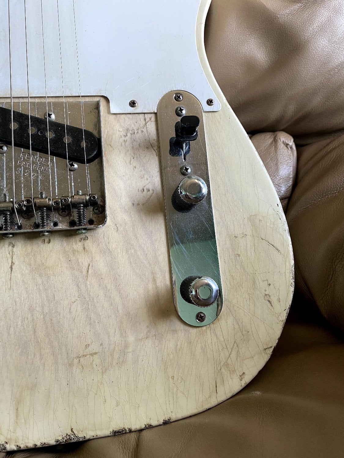 Revelator Guitars - '57 RetroSonic T-Style - White Guard - White Blonde