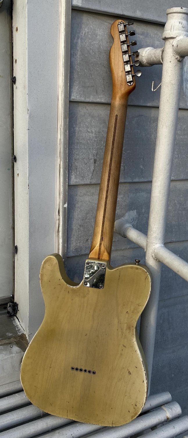 Revelator Guitars - '54 Retrosonic T-Style - Black Guard - Transition Blonde