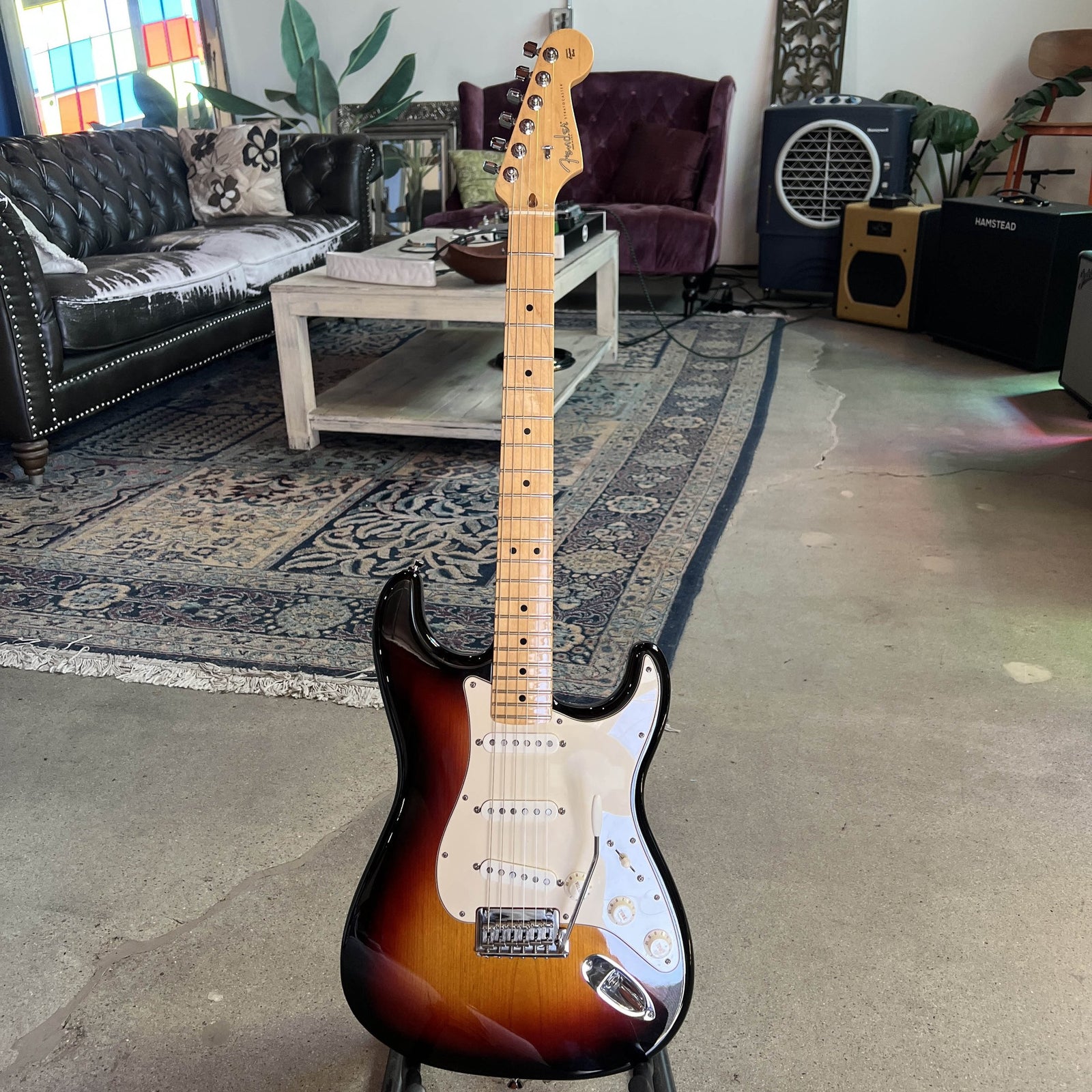 2008 Fender American Standard Stratocaster – 3-Color Sunburst with Maple Fingerboard (Excellent Condition)
