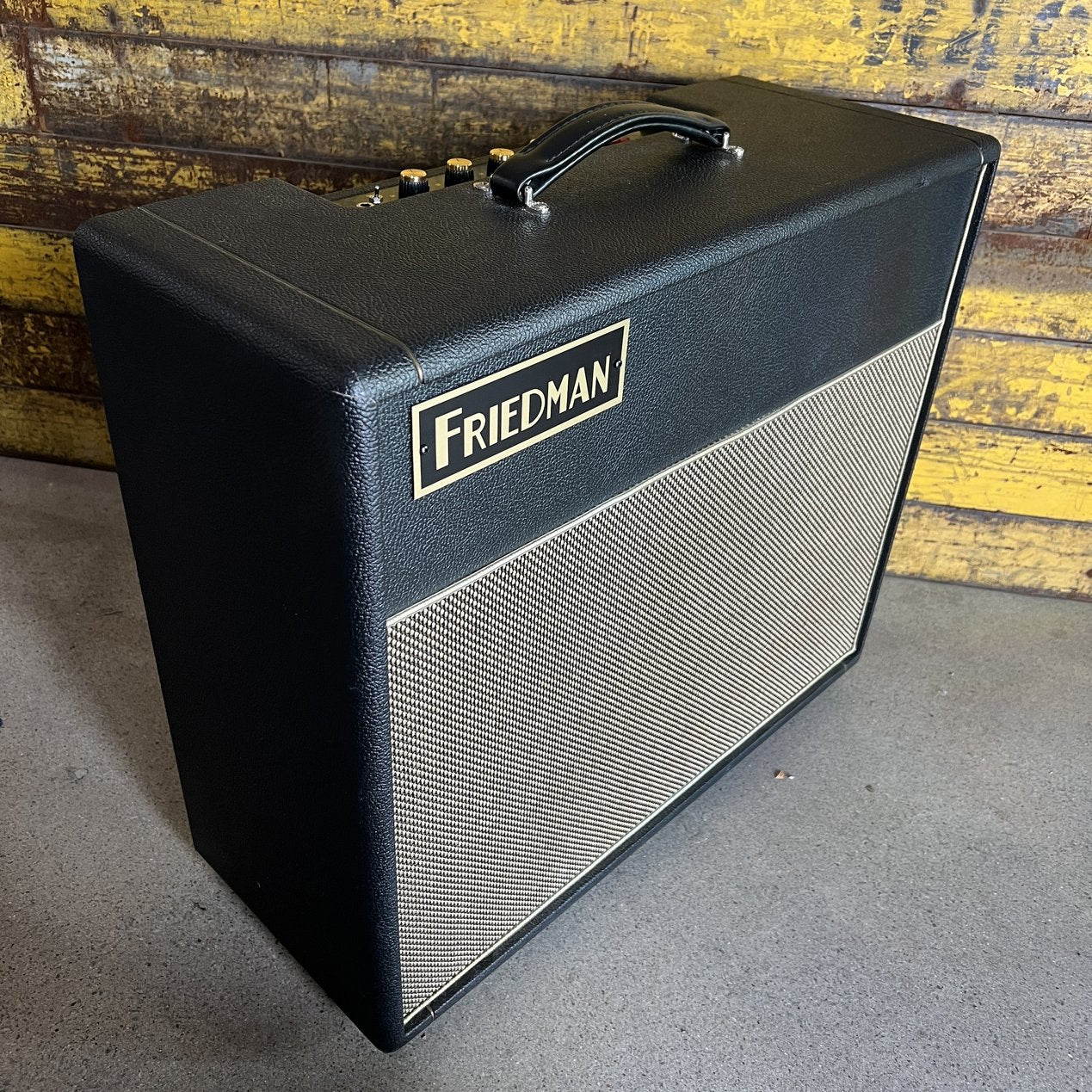 Friedman Amplification Pink Taco V2