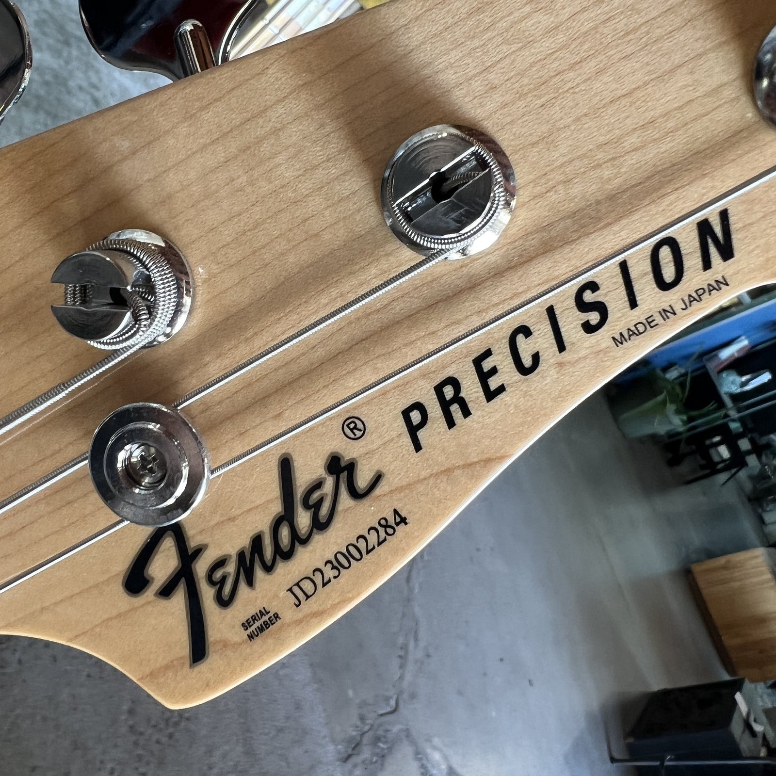 Fender Made in Japan (MIJ) Limited International Color Precision Bass – Morocco Red (2023)