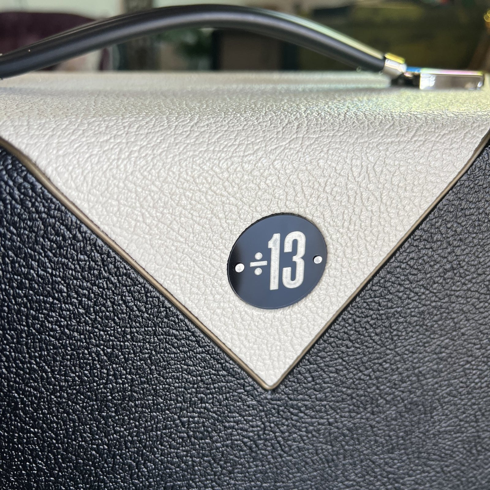 Divided by 13 AMW 39 Head - Black Bronco Tolex / Cream V