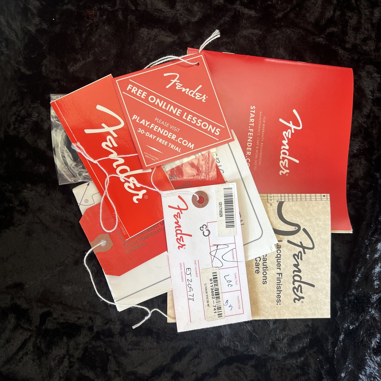 2018 Fender Eric Johnson Signature Stratocaster Thinline - Vintage White