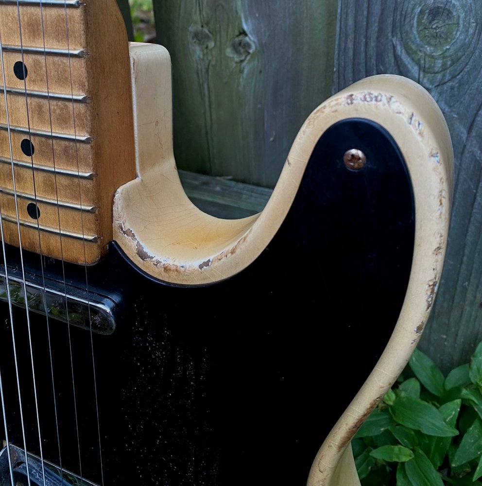 Revelator Guitars - RetroSonic T-Style - Black Guard - #62095