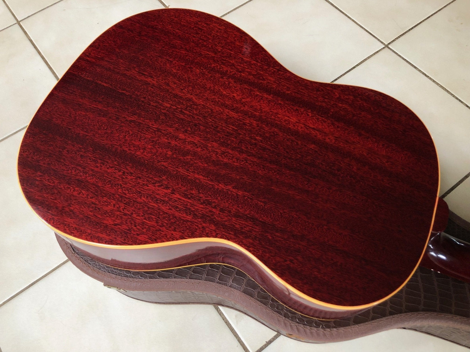 Vintage 1965 Gibson B-25 Acoustic Guitar and Case - Near Mint