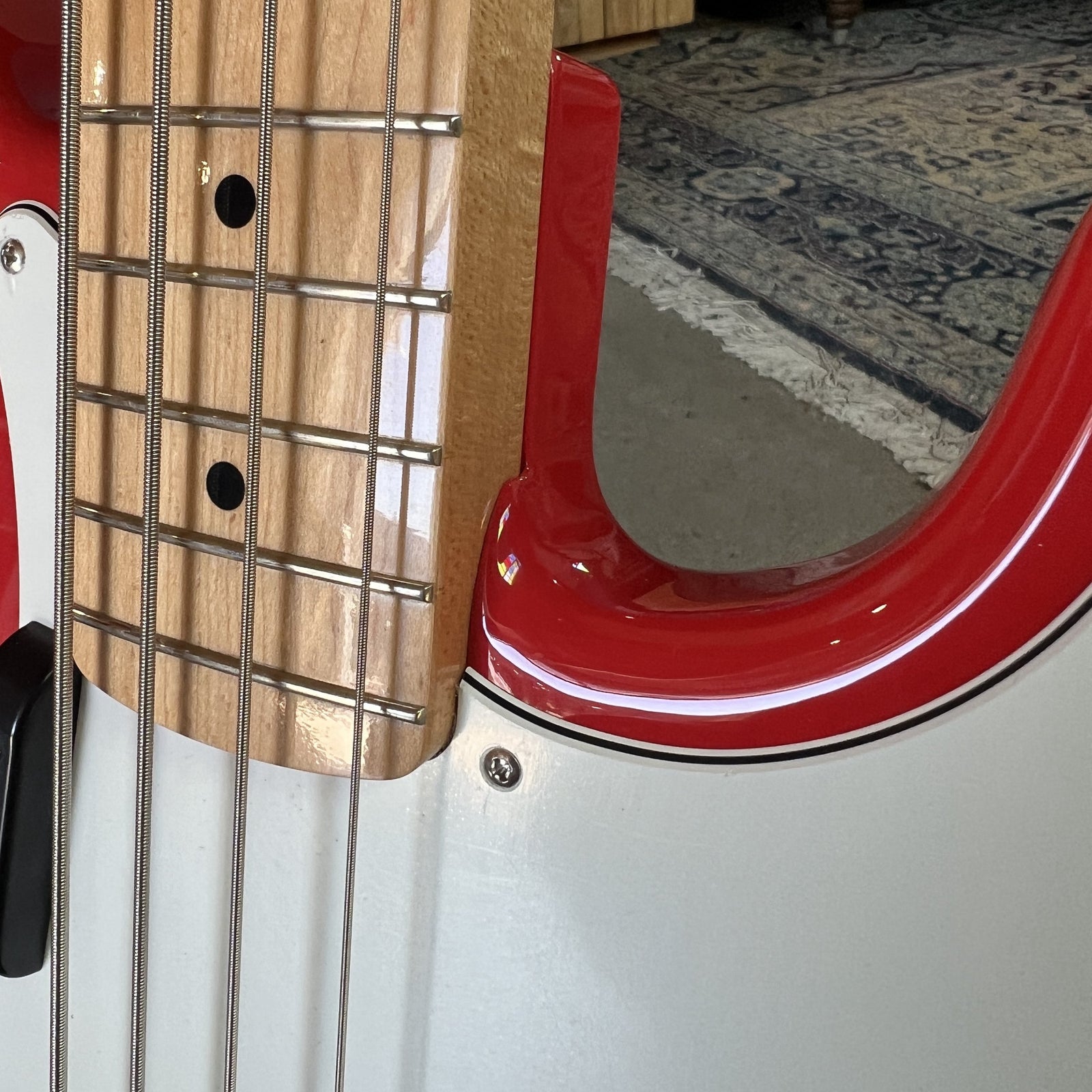 Fender Made in Japan (MIJ) Limited International Color Precision Bass – Morocco Red (2023)