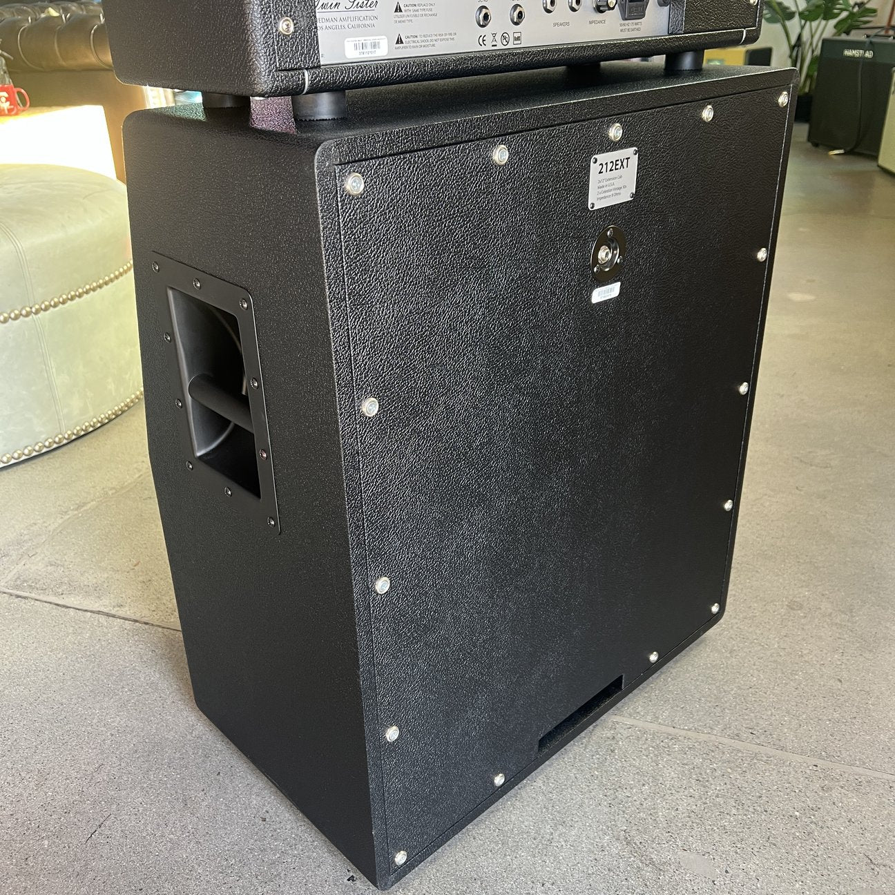 Friedman Twin Sister 40-Watt Dual-Channel Head with 2x12 Vertical Extension Cabinet