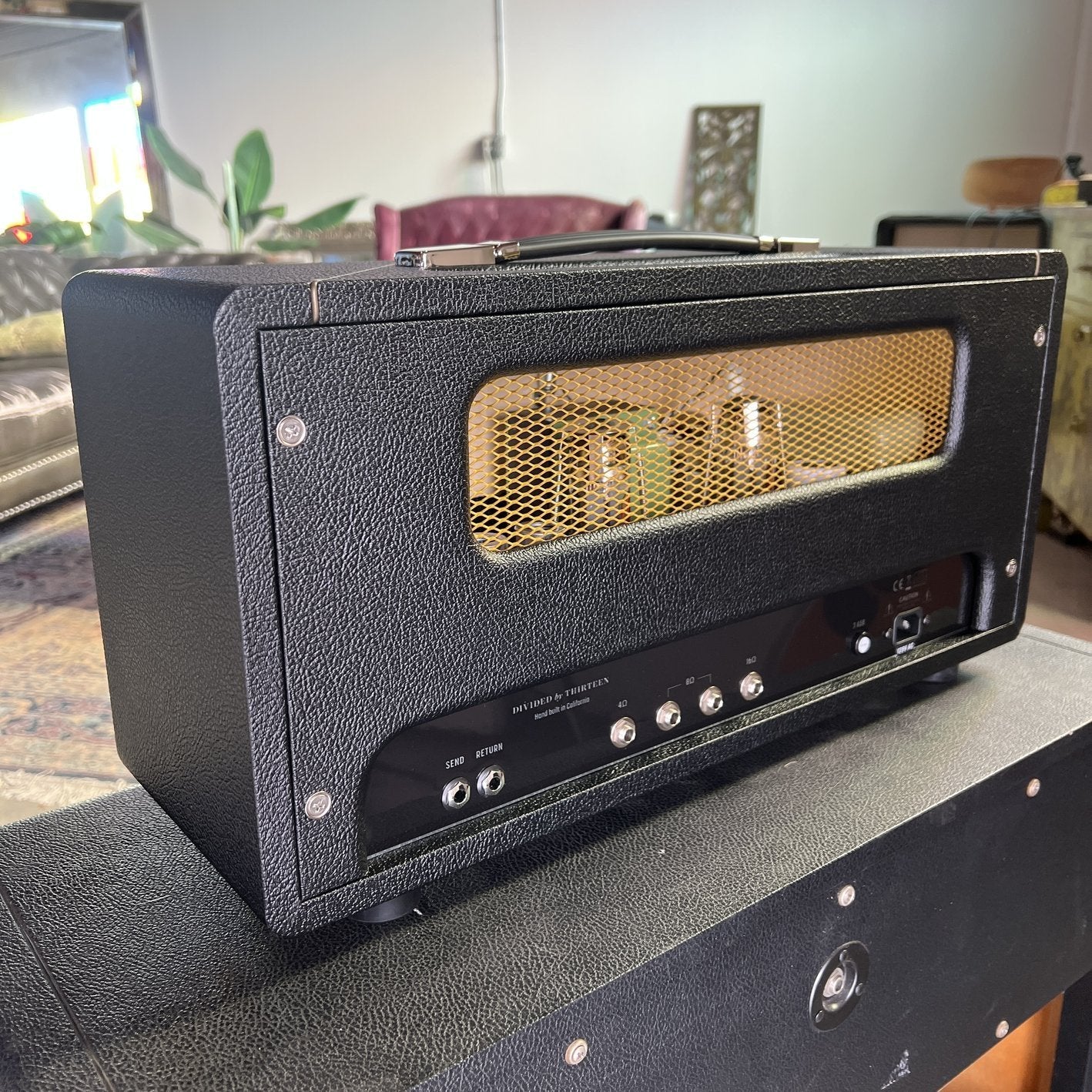 Divided by 13 AMW 39 Head - Black Bronco Tolex / Black V