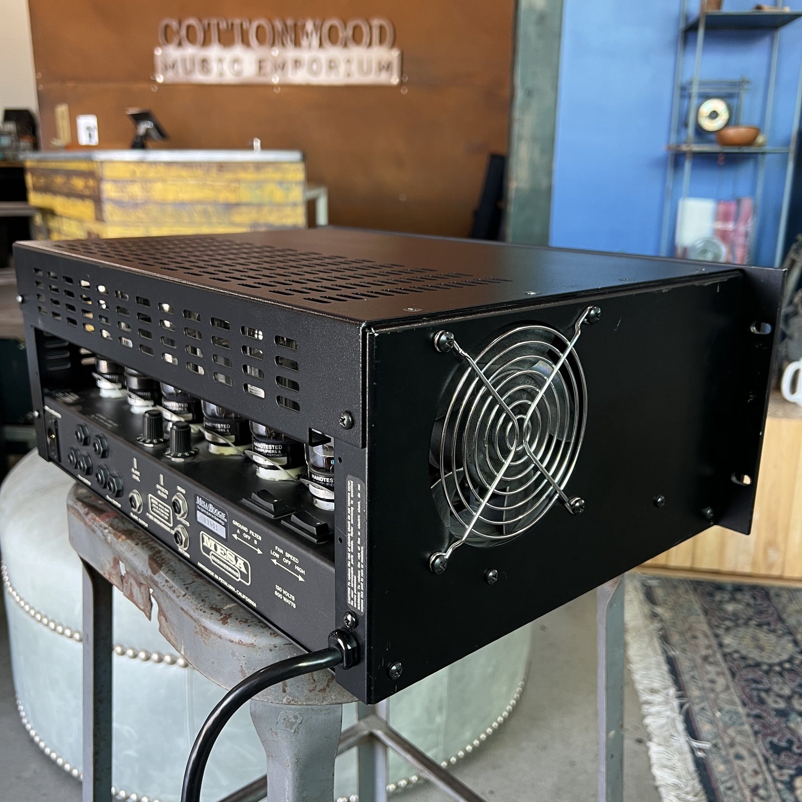 Mesa/Boogie Bass 400+ Rackmount Tube Bass Amplifier (Excellent Condition)