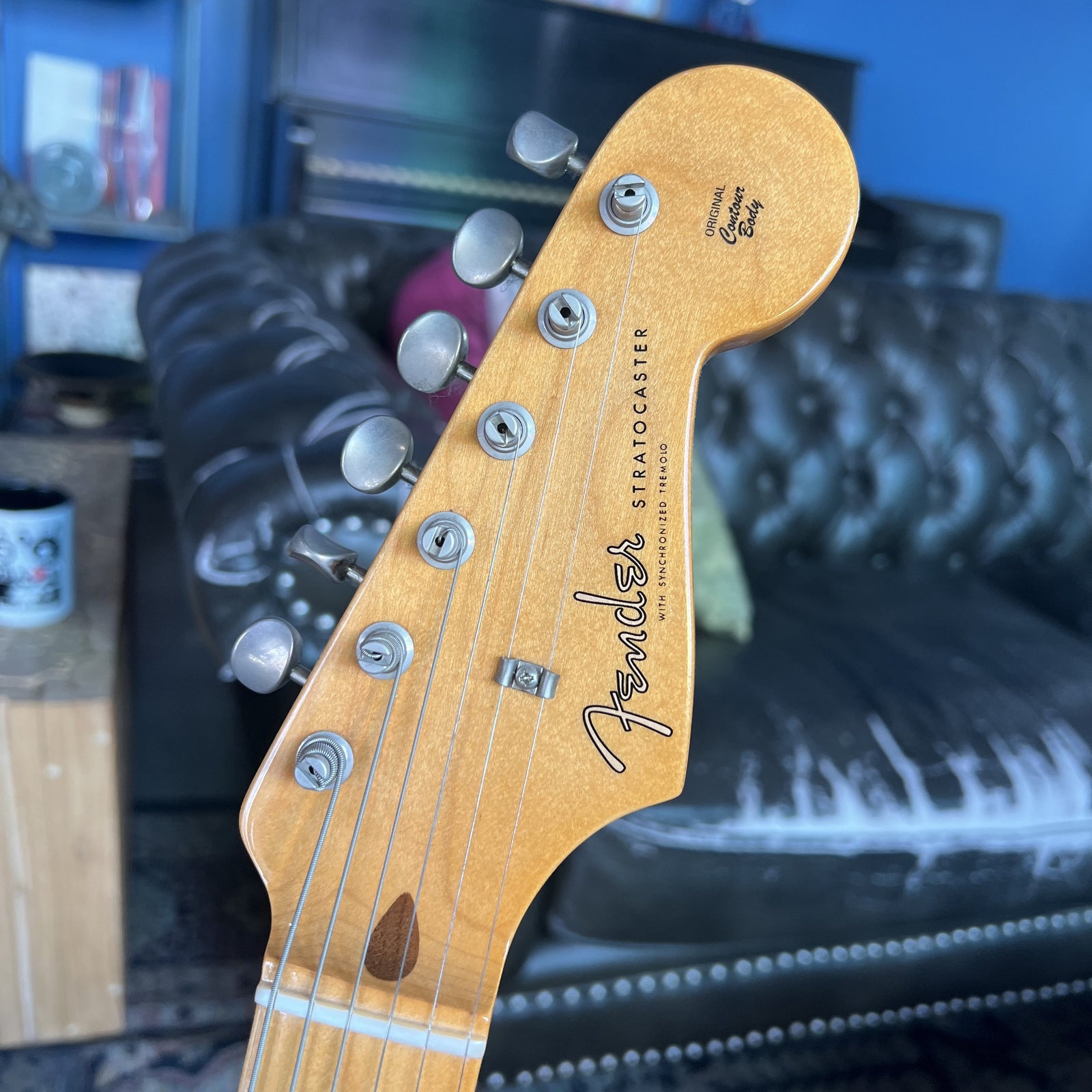 Fender American Vintage II 1957 Stratocaster – Ash Body, Vintage Blonde