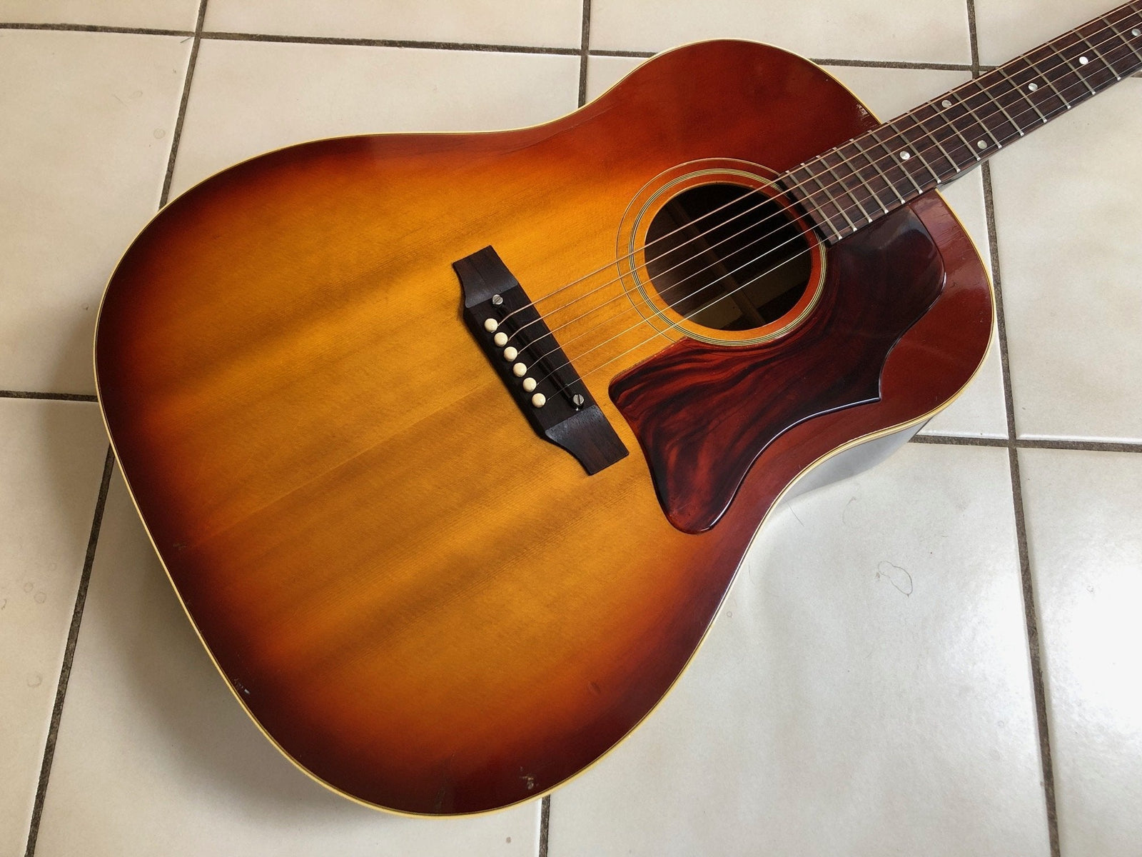 Vintage 1969 Gibson J-45 Acoustic Guitar and Case