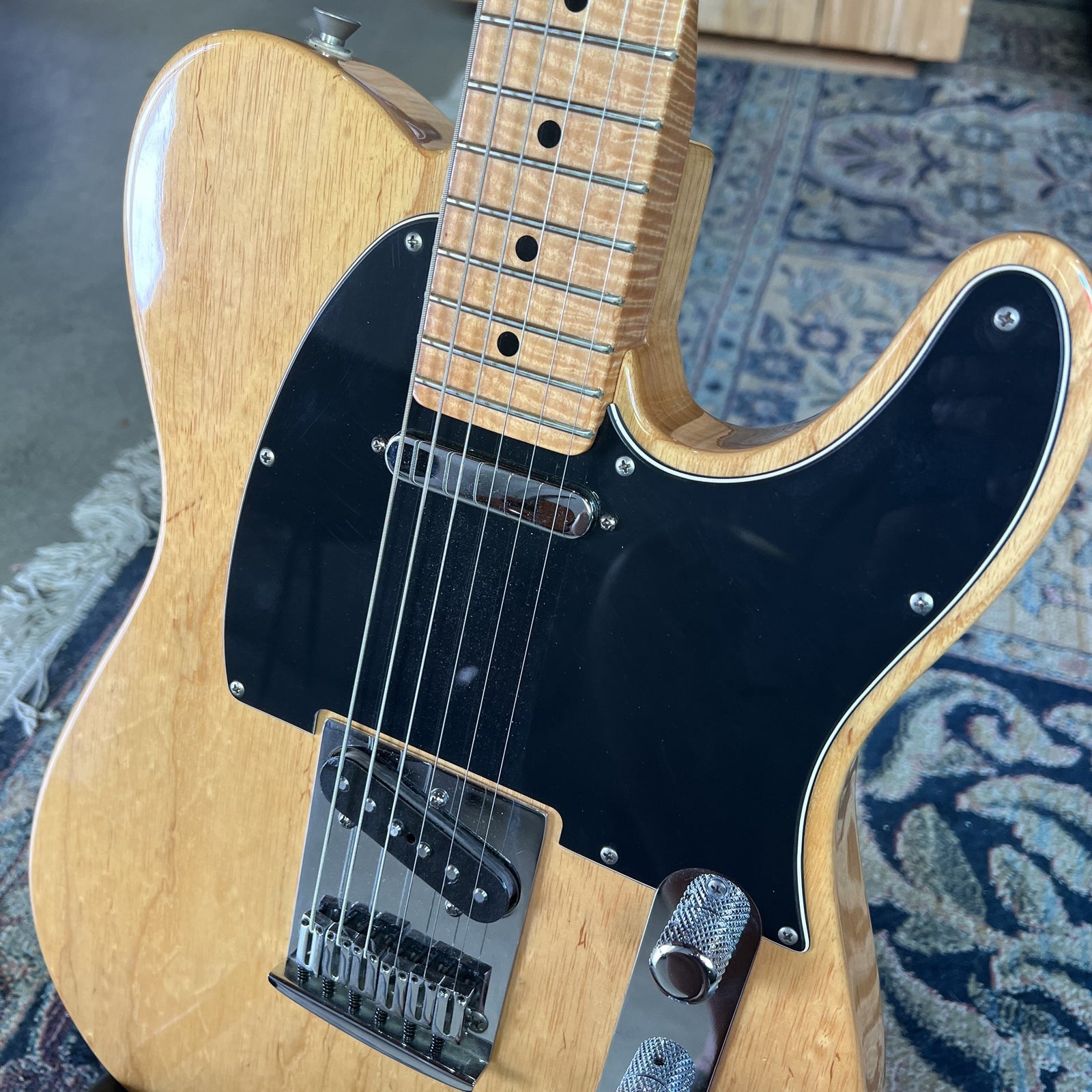 2006 Fender Custom Shop American Custom Telecaster – Natural with Figured Flame Maple Neck (7lbs 3.3oz)