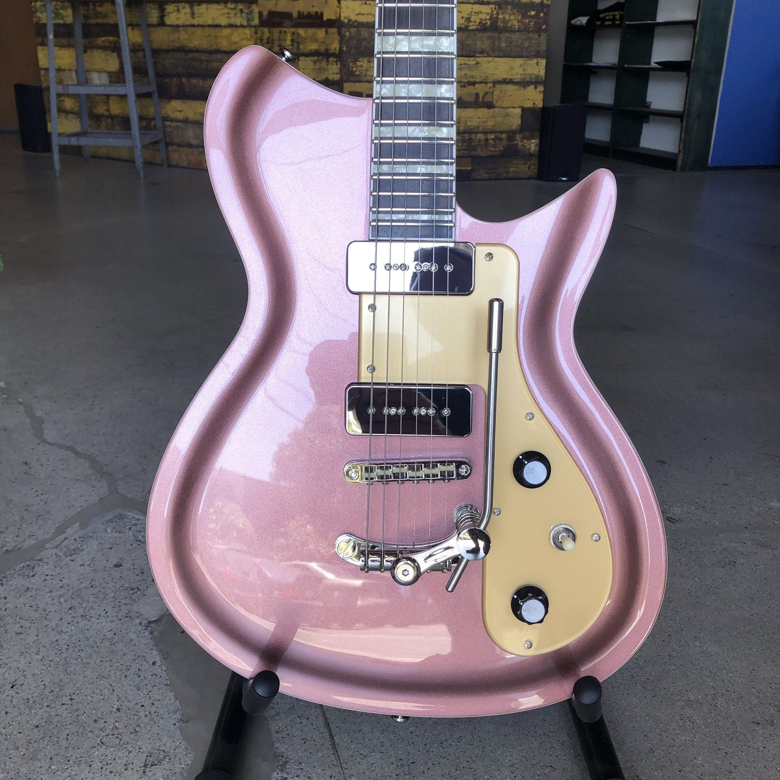 Rivolta Guitars Combinata XVII LTD - Burgundy Mist