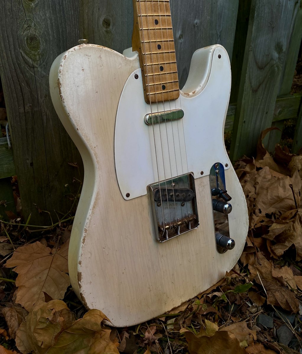 Revelator Guitars - RetroSonic T-Style - White Guard - #63631