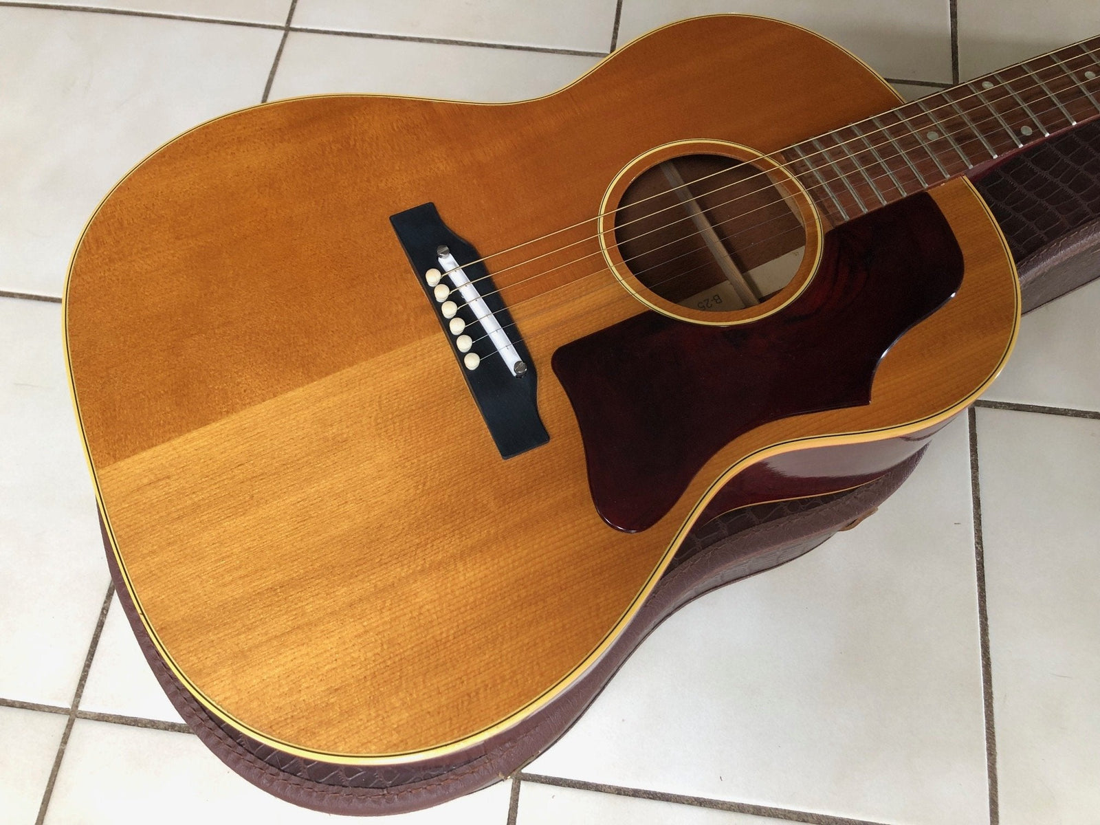 Vintage 1965 Gibson B-25 Acoustic Guitar and Case - Near Mint