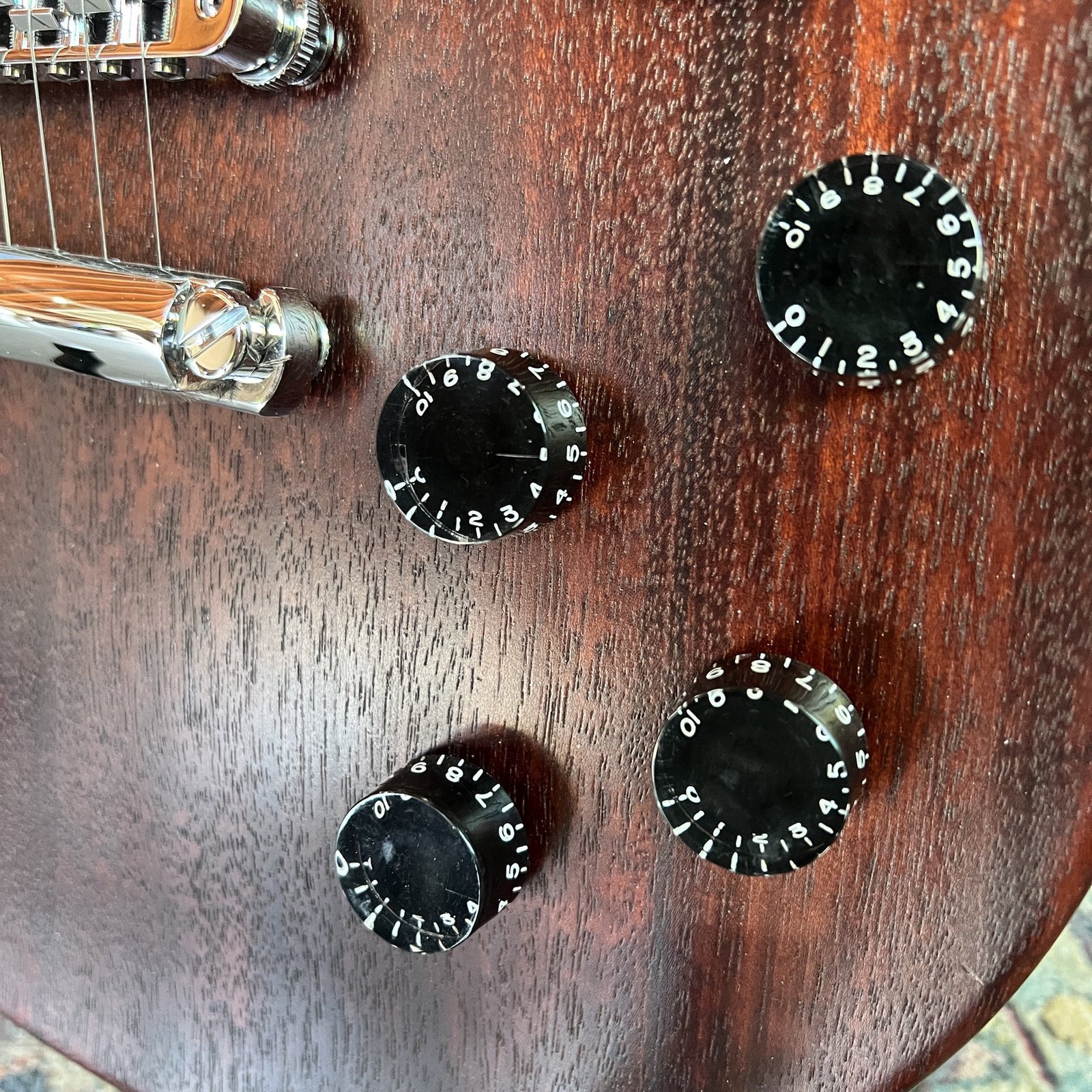 2006 Gibson Les Paul Studio Faded - Worn Brown (Includes Gibson Hardshell Case)