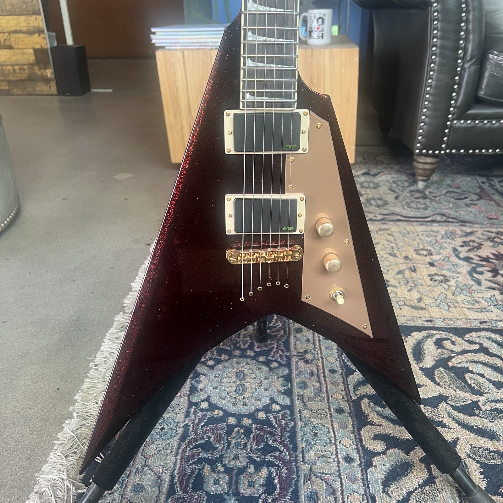 ESP LTD KH-V Kirk Hammett Signature - Red Sparkle (2023, Excellent Condition)