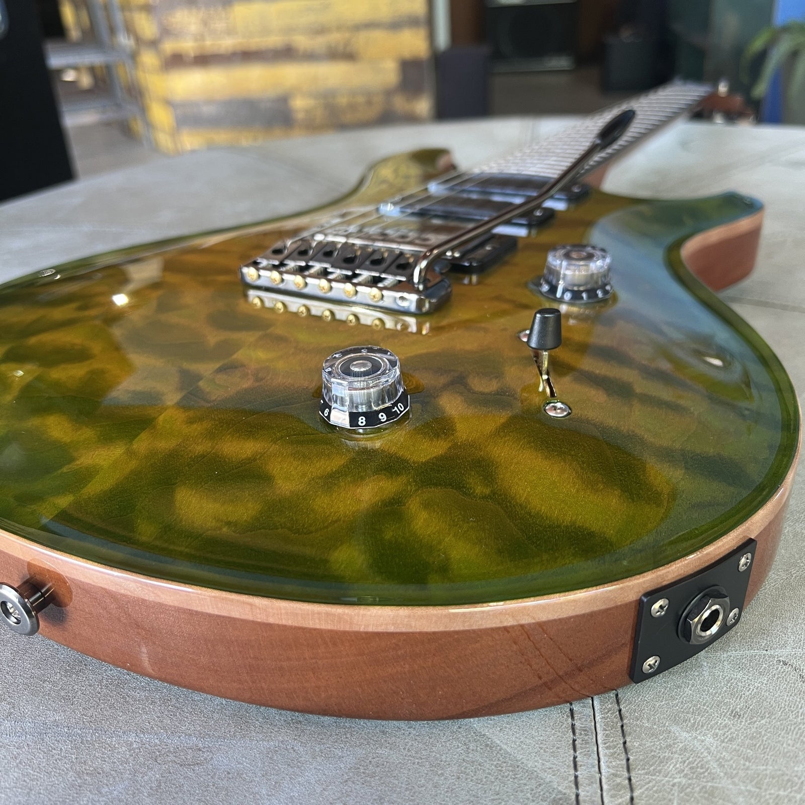 2023 PRS Studio 10-Top Wood Library w/Brazilian Rosewood Fretboard - Eriza Verde Nitro Burst