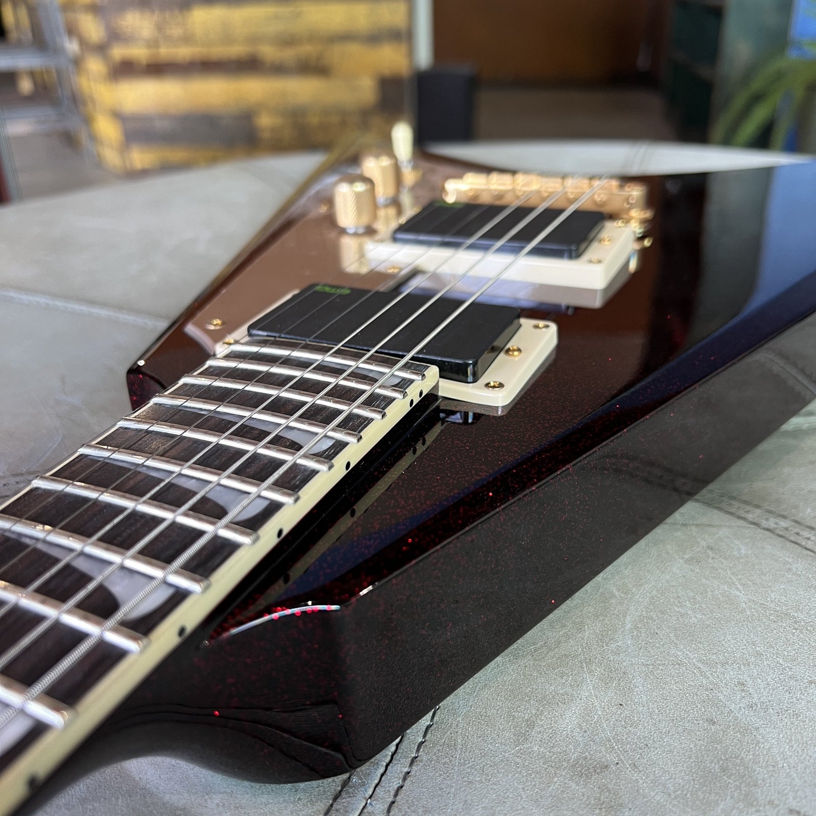 ESP LTD KH-V Kirk Hammett Signature - Red Sparkle (2023, Excellent Condition)