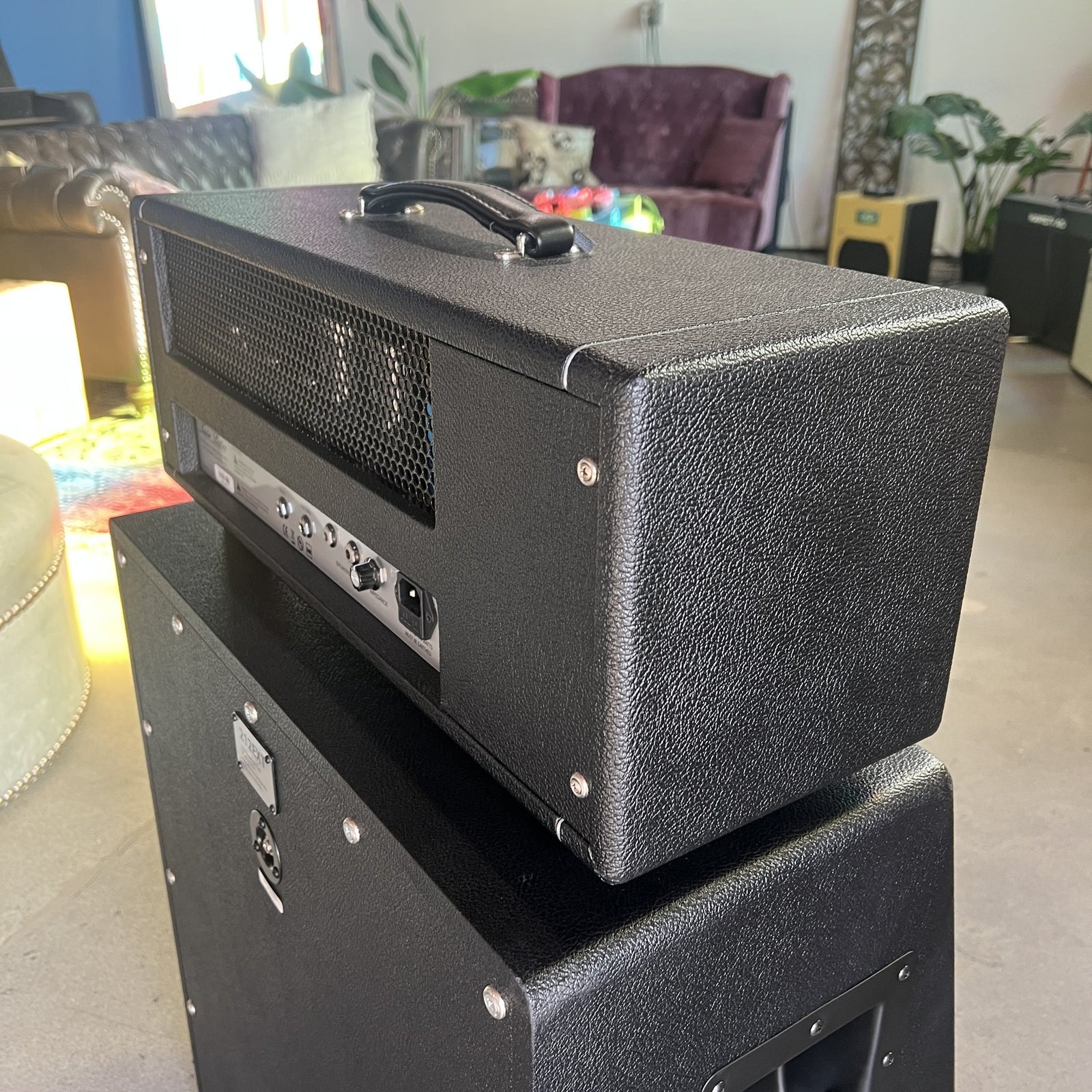 Friedman Twin Sister 40-Watt Dual-Channel Head with 2x12 Vertical Extension Cabinet