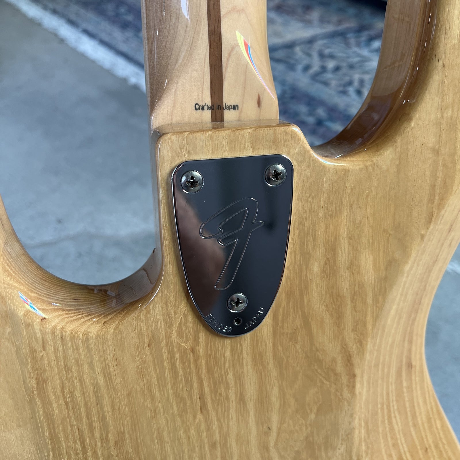 Fender Crafted in Japan (CIJ) 1975 Reissue Jazz Bass (JB75) – Natural Ash with Maple Neck (2004-2005)