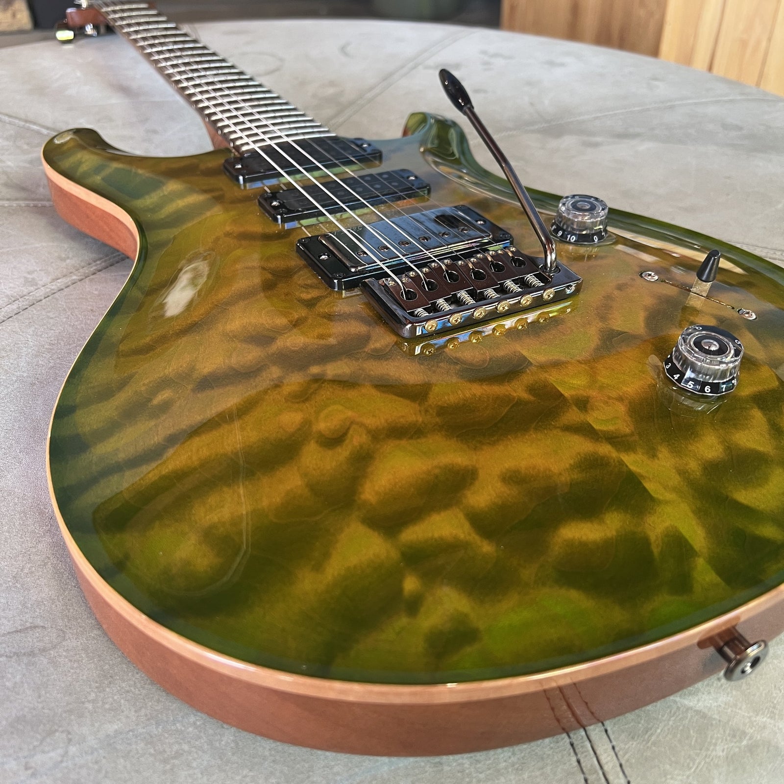 2023 PRS Studio 10-Top Wood Library w/Brazilian Rosewood Fretboard - Eriza Verde Nitro Burst