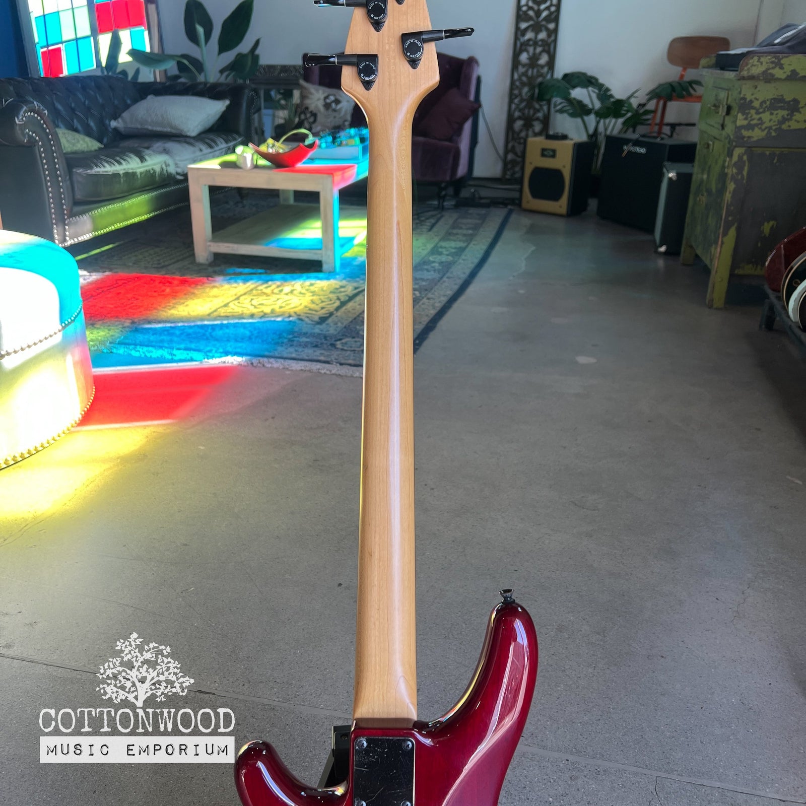 Yamaha MB-65 Motion B "Made in Japan" 1993 – 32" Medium Scale Bass – Cherry Finish