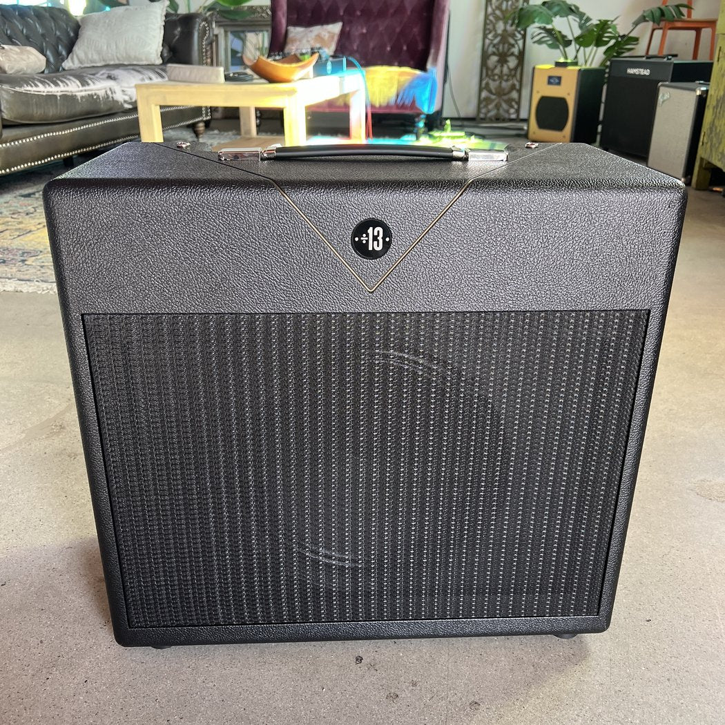 Divided by 13 BTR 23 Combo - Black Bronco Tolex / Black