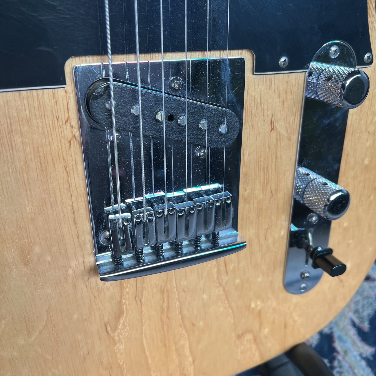 2006 Fender Custom Shop American Custom Telecaster – Natural with Figured Flame Maple Neck (7lbs 3.3oz)