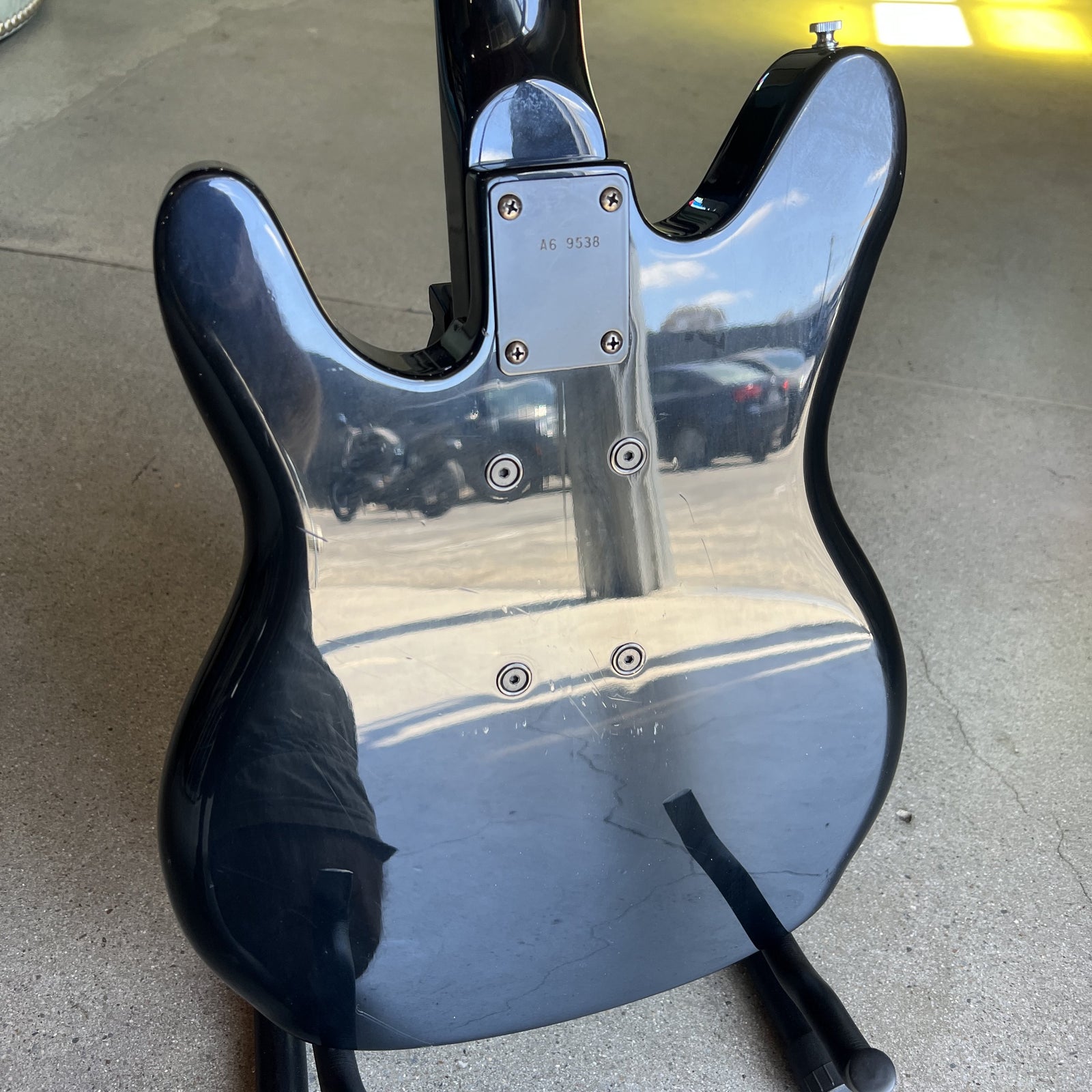 Rickenbacker 230GF back body showing cosmetic buckle rash