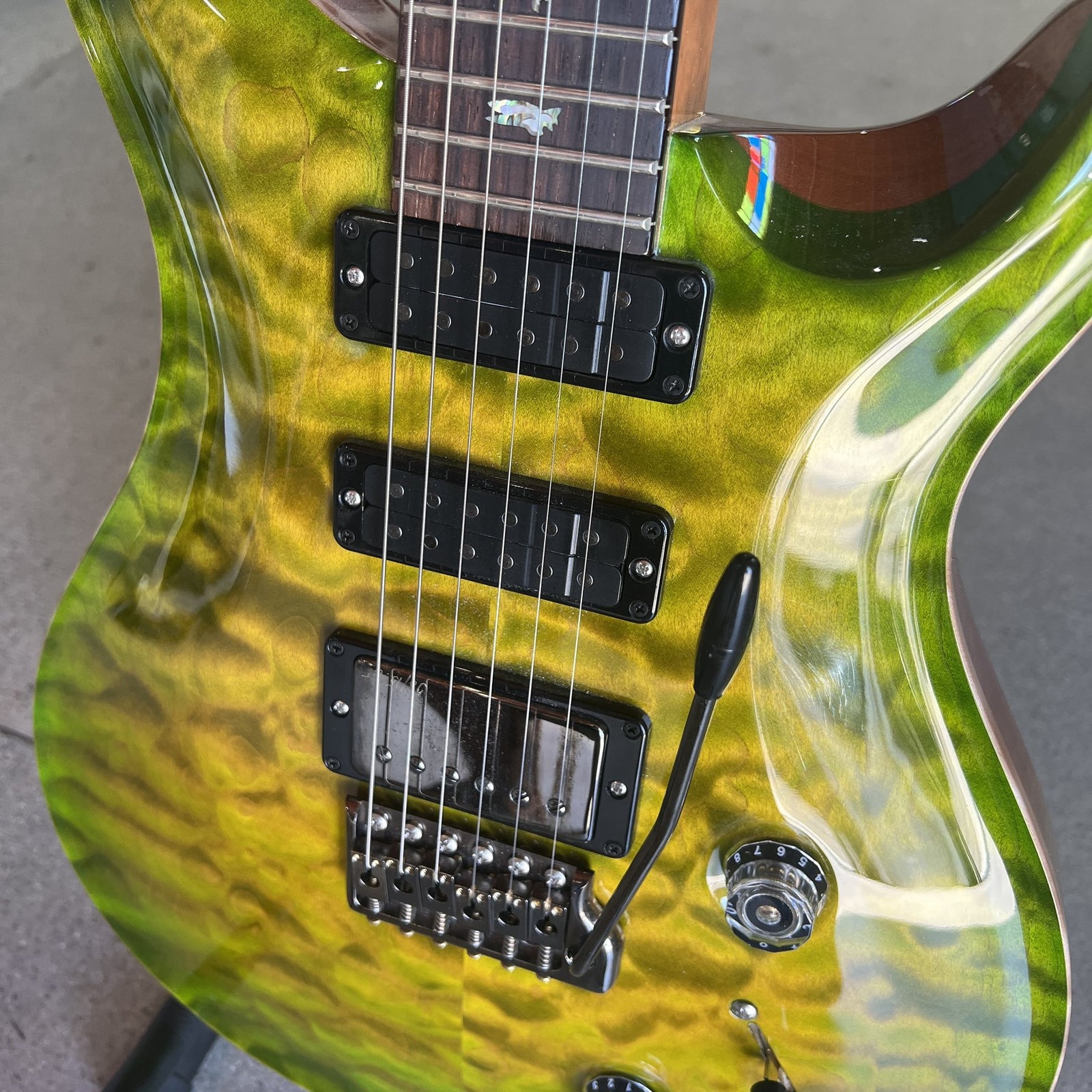 2023 PRS Studio 10-Top Wood Library w/Brazilian Rosewood Fretboard - Eriza Verde Nitro Burst