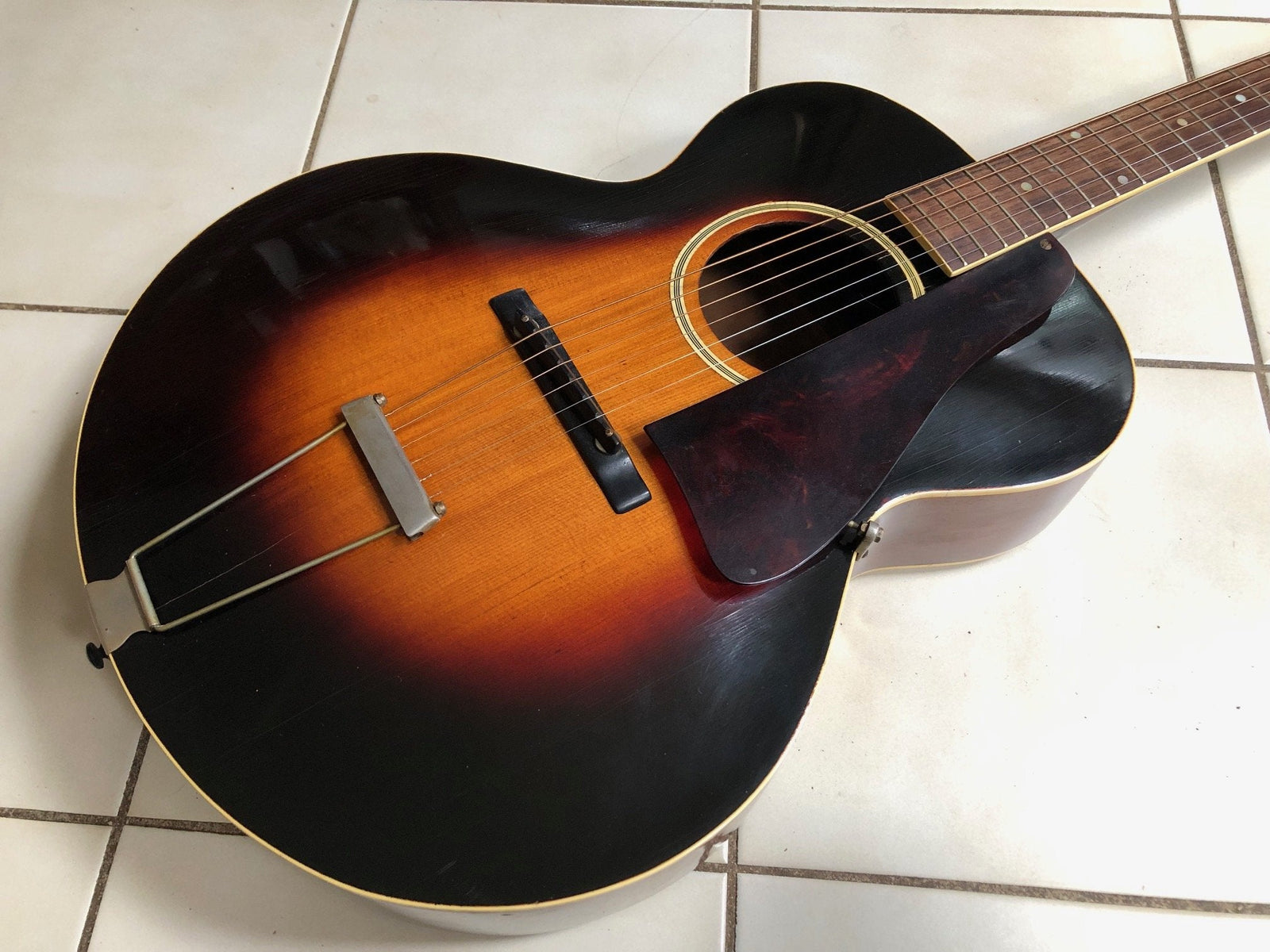 Vintage 1930’s Gibson L-75 Archtop Acoustic Guitar