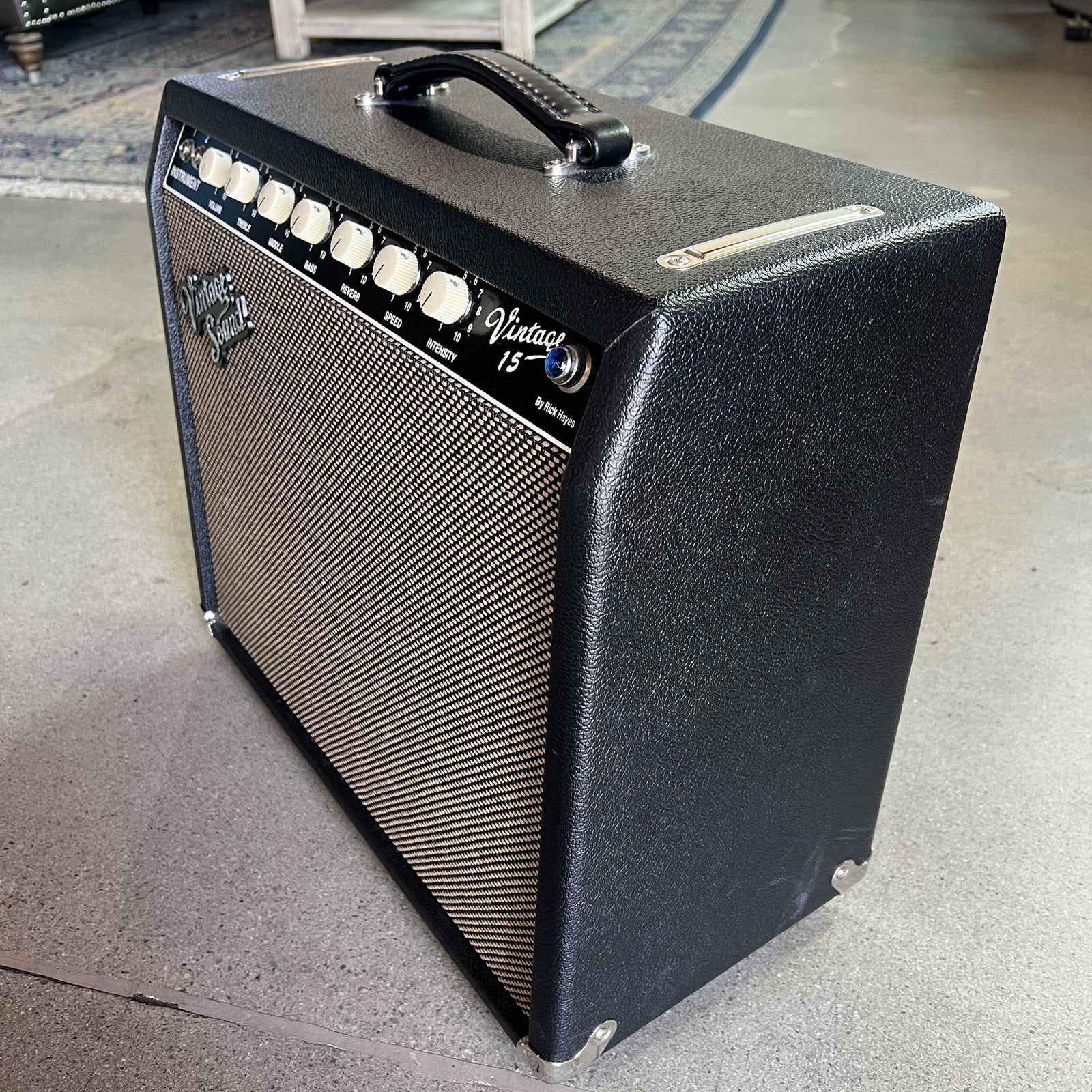 Vintage Sound Amps Vintage 15 1x12 Combo - Black/Silver with NOS Tubes & Premium Upgrades