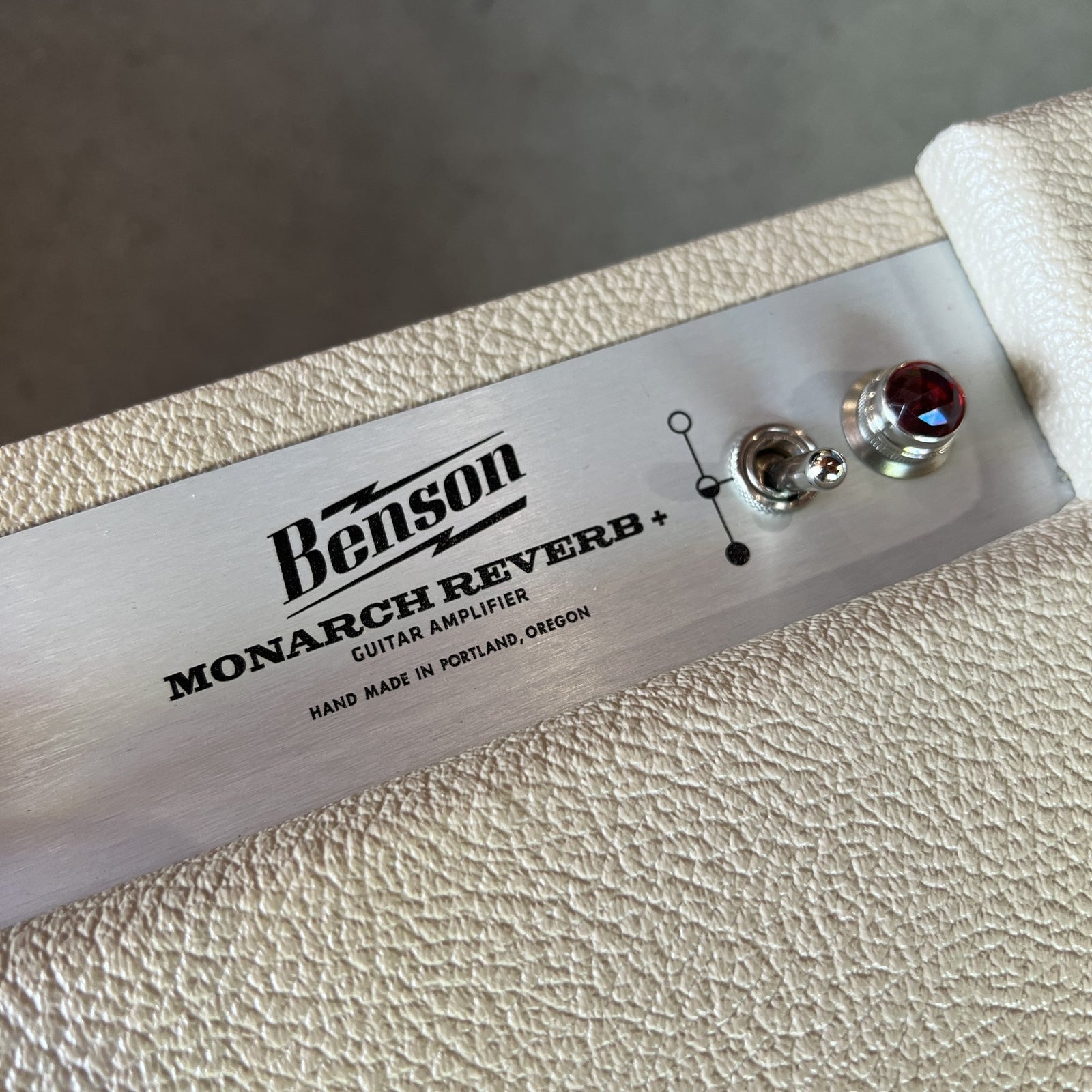 Benson Amps Monarch Reverb Plus - Blonde / Purple