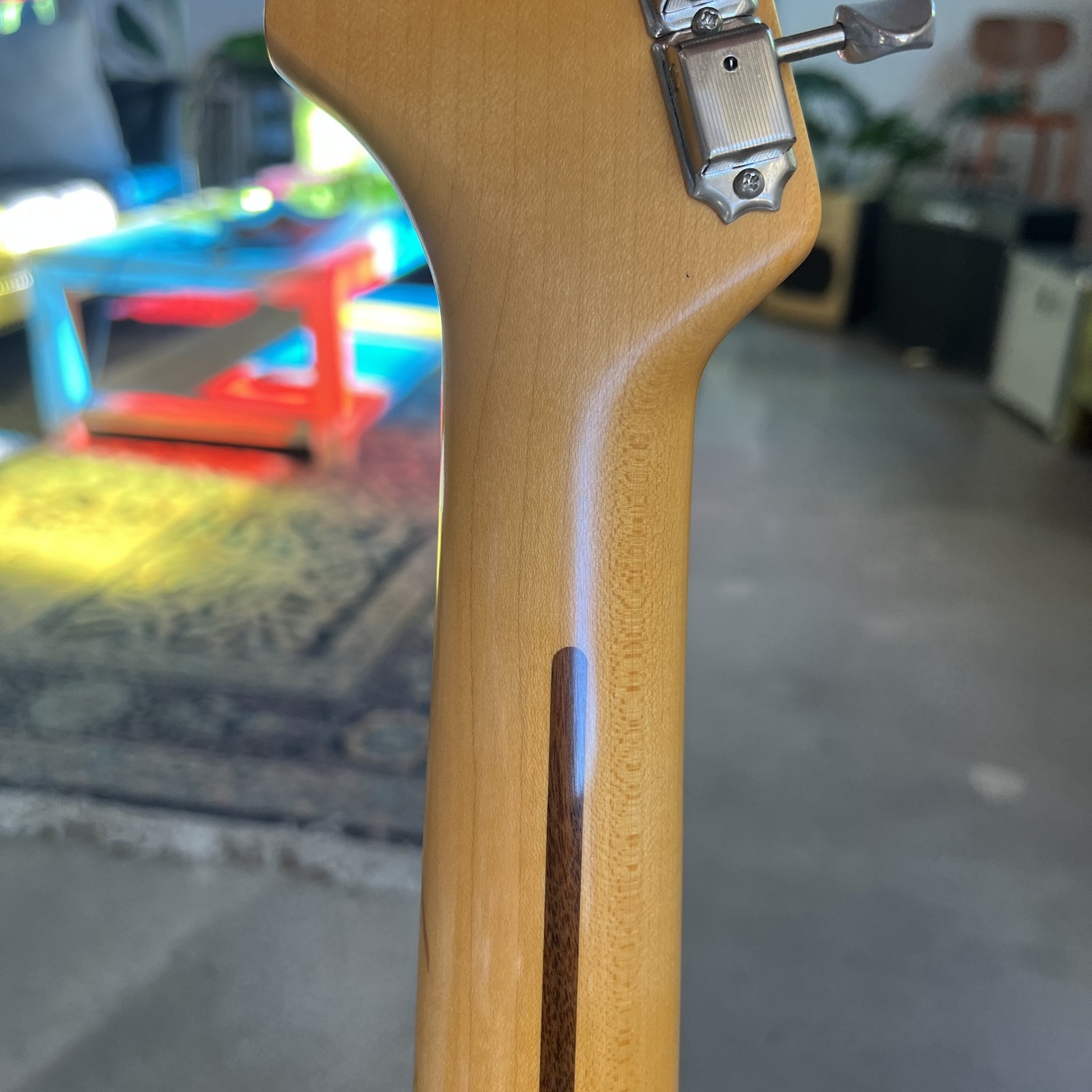 2018 Fender Eric Johnson Signature Stratocaster Thinline - Vintage White