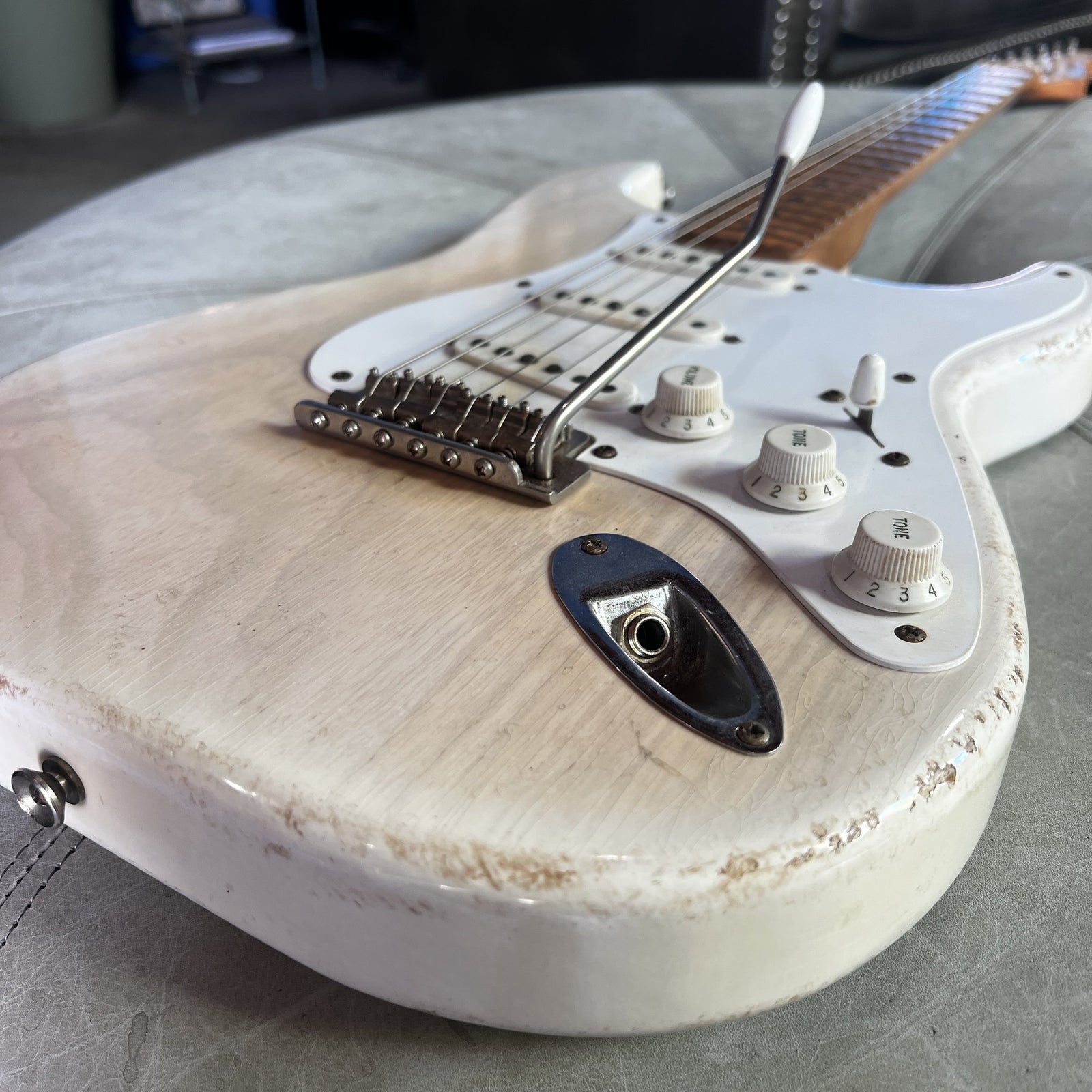 Revelator SuperKing White Blonde