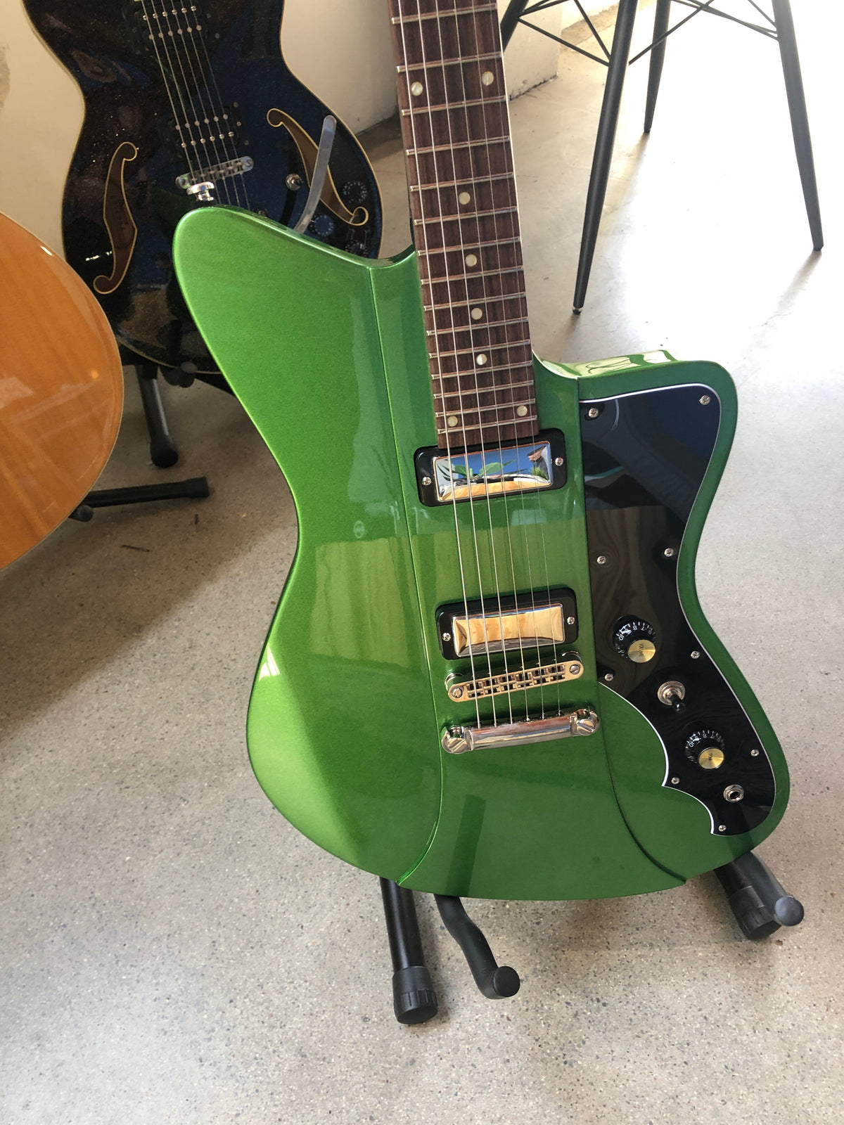 Rivolta Guitars Combinata II - Mantis  Green