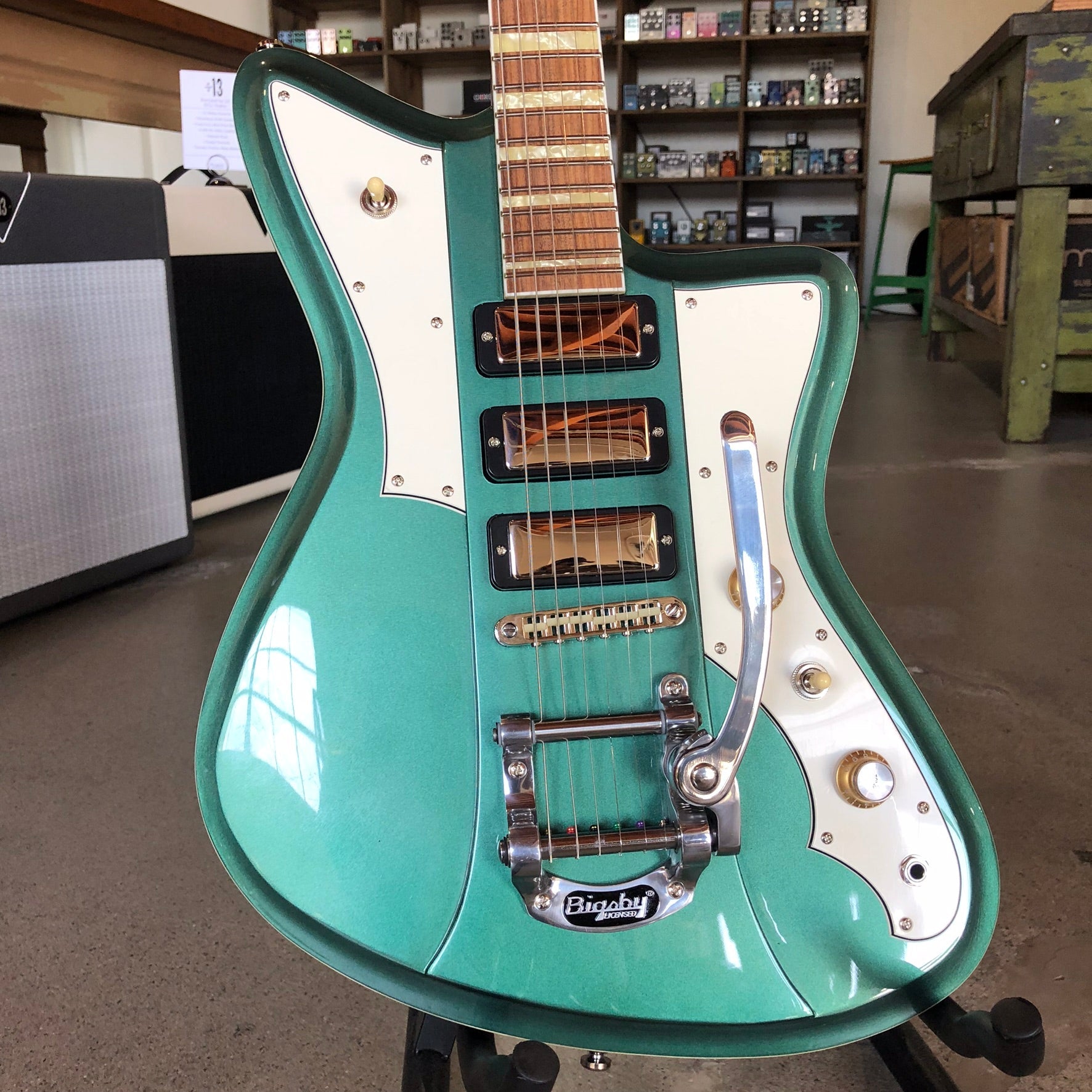 Rivolta Guitars Mondata XVIII - Laguna Blue