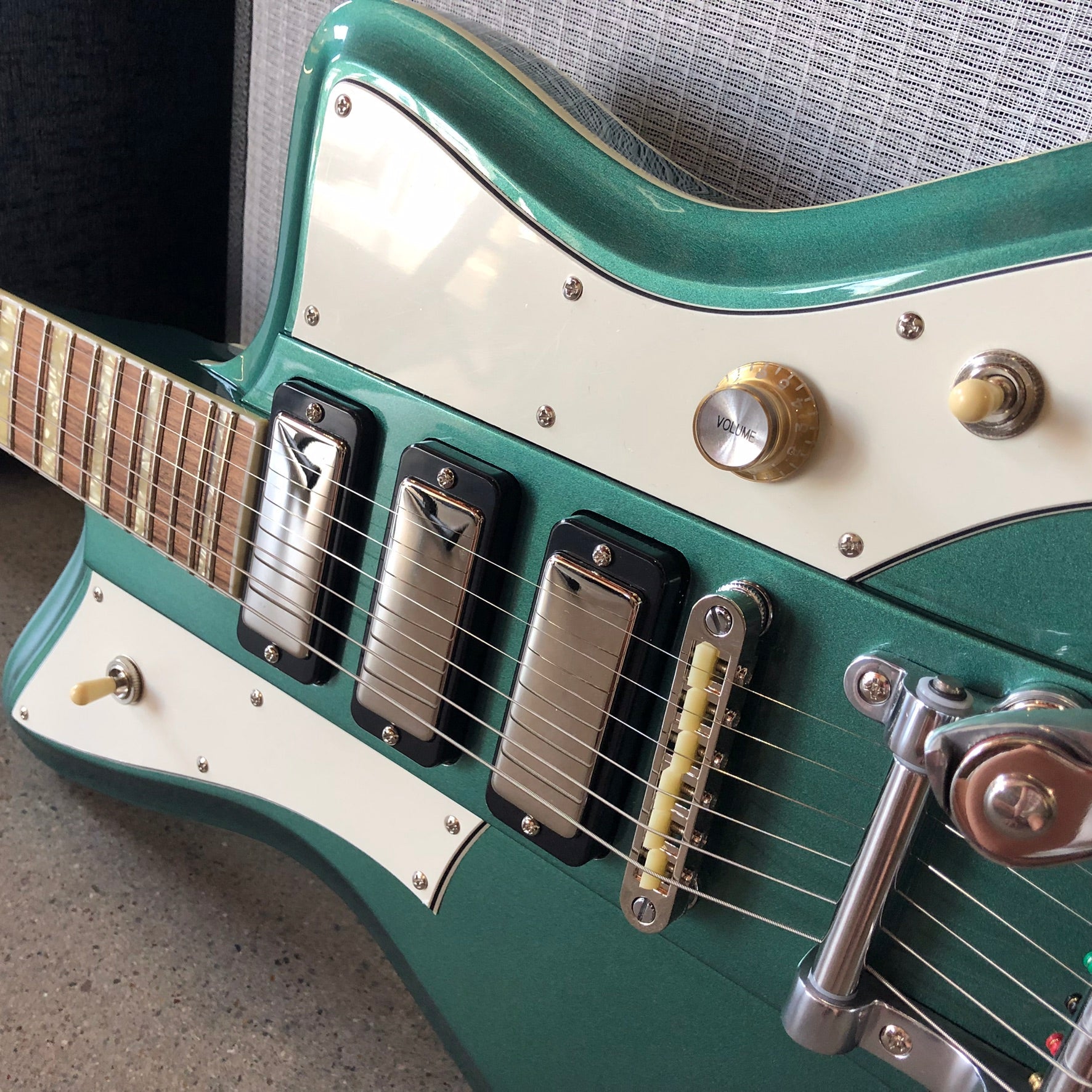 Rivolta Guitars Mondata XVIII - Laguna Blue