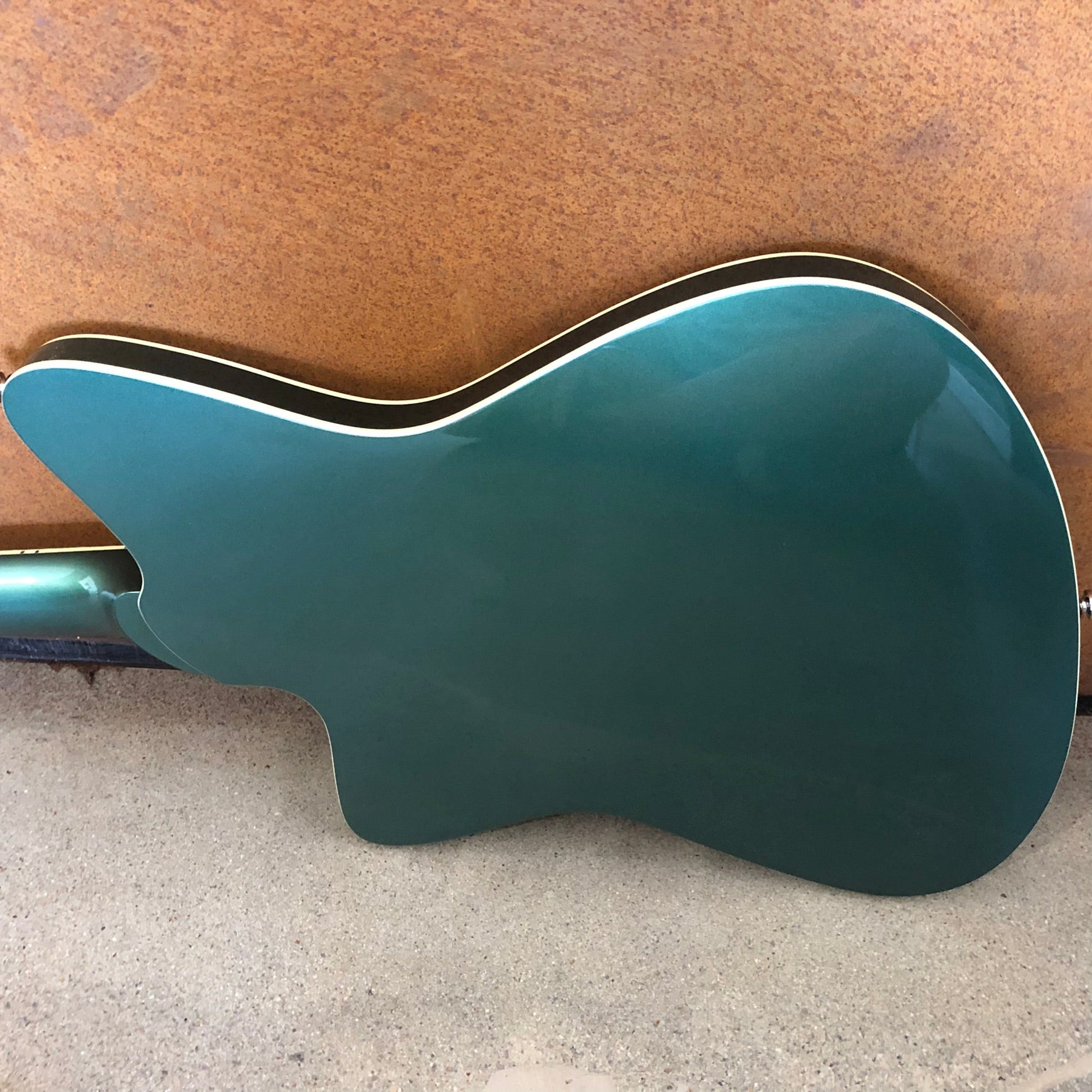 Rivolta Guitars Mondata XVIII - Laguna Blue